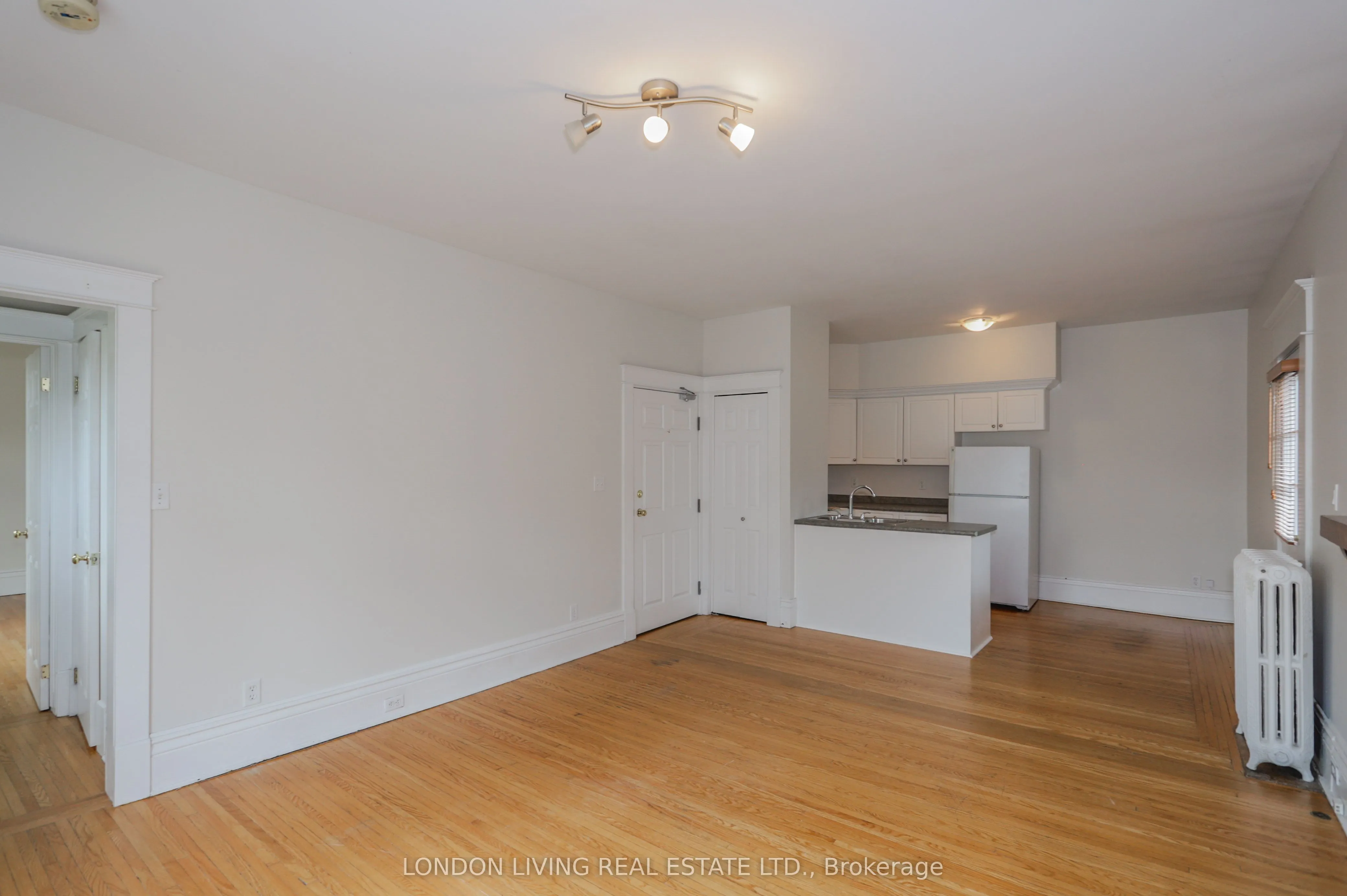 127 Wortley Road, #A