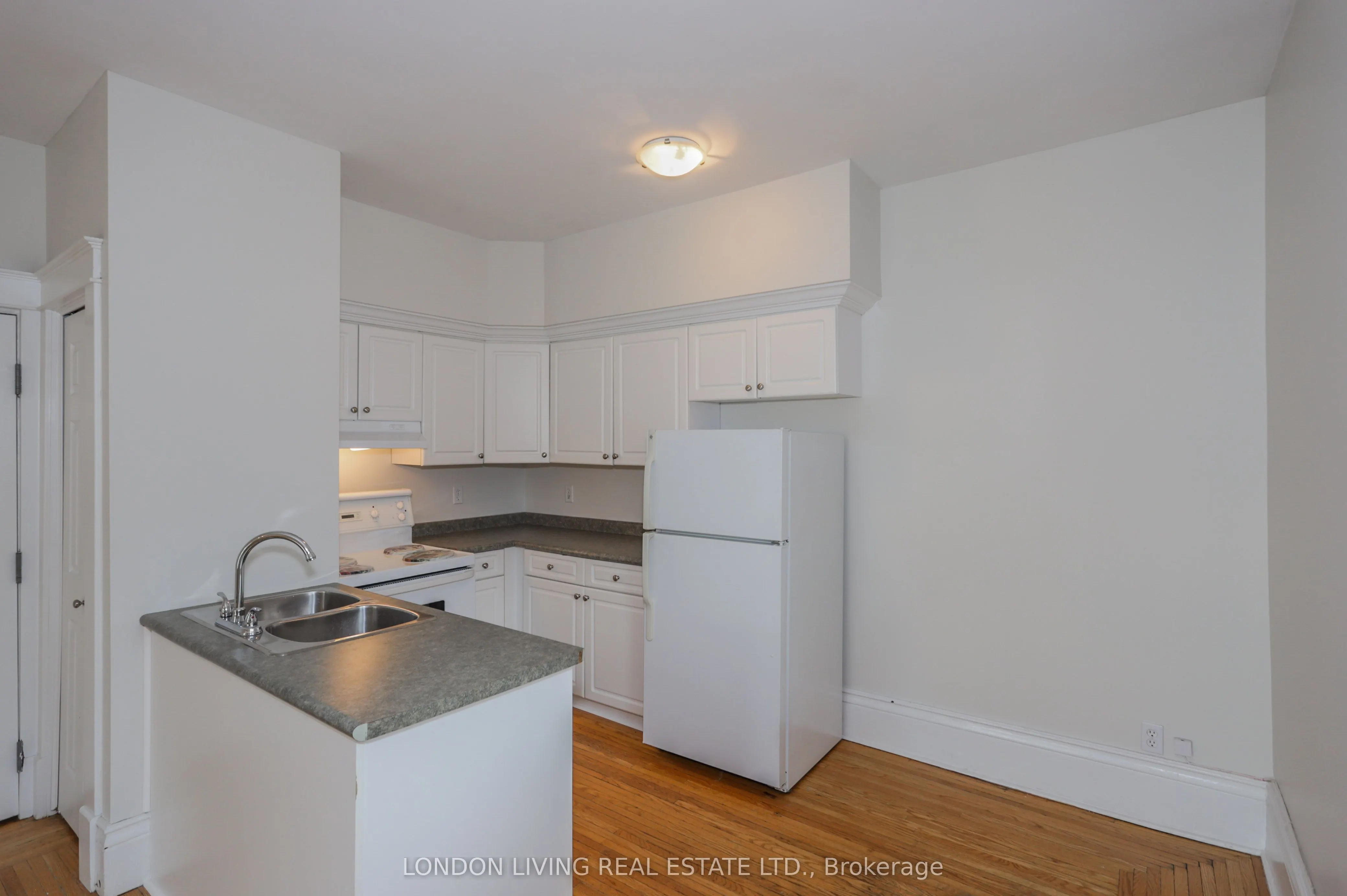 127 Wortley Road, #A