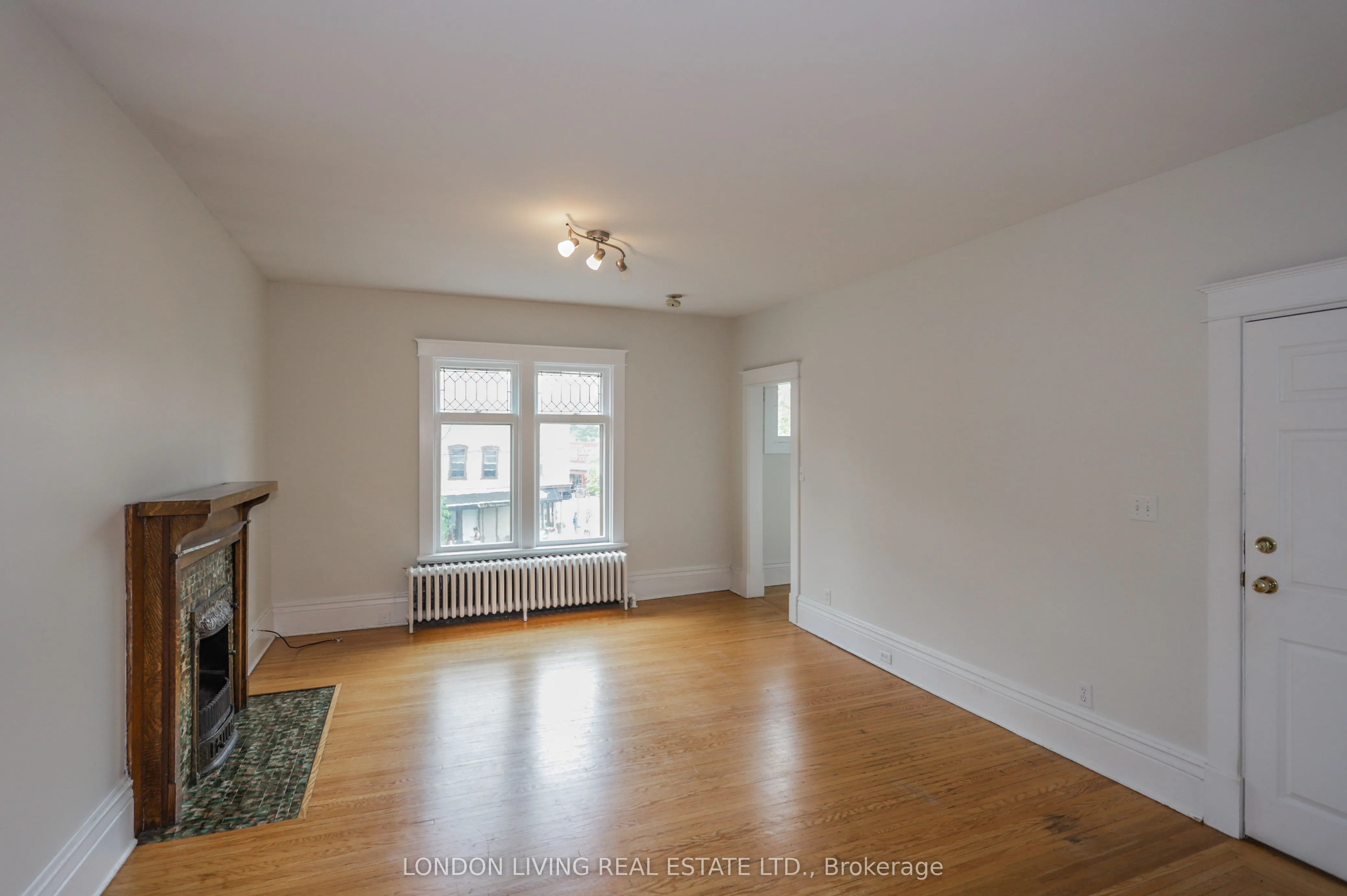 127 Wortley Road, #A