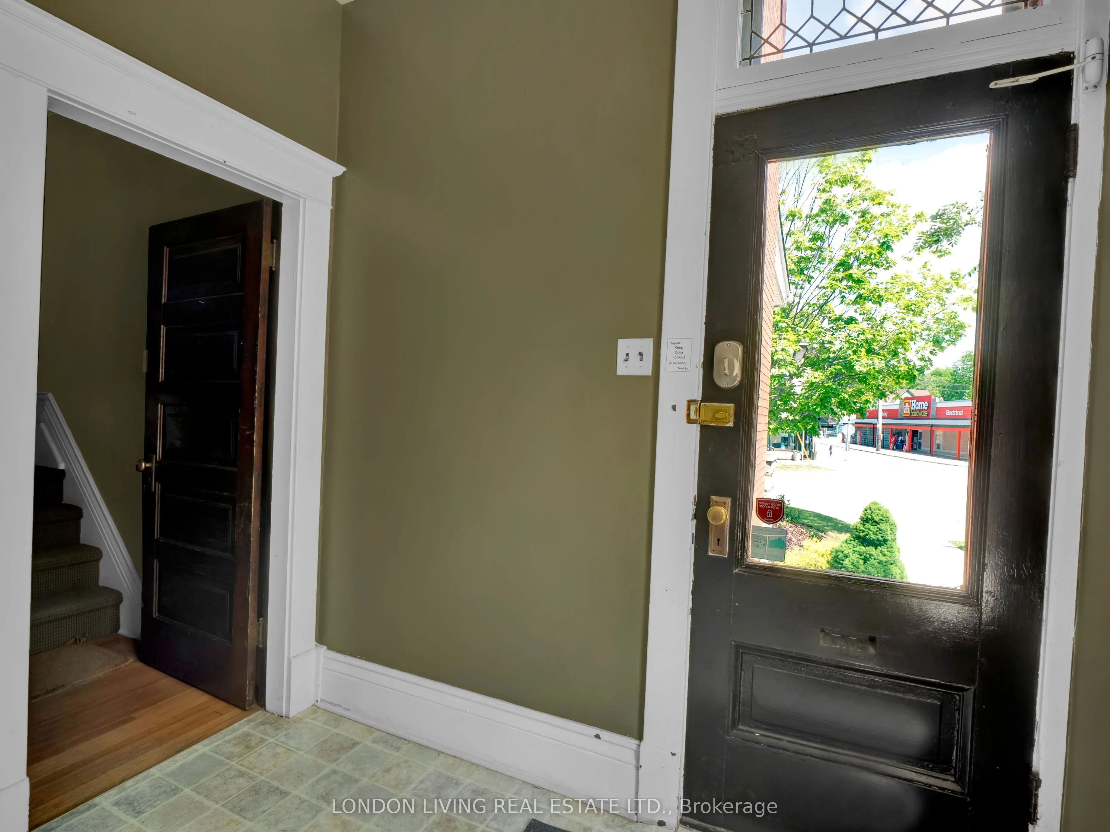 127 Wortley Road, #A