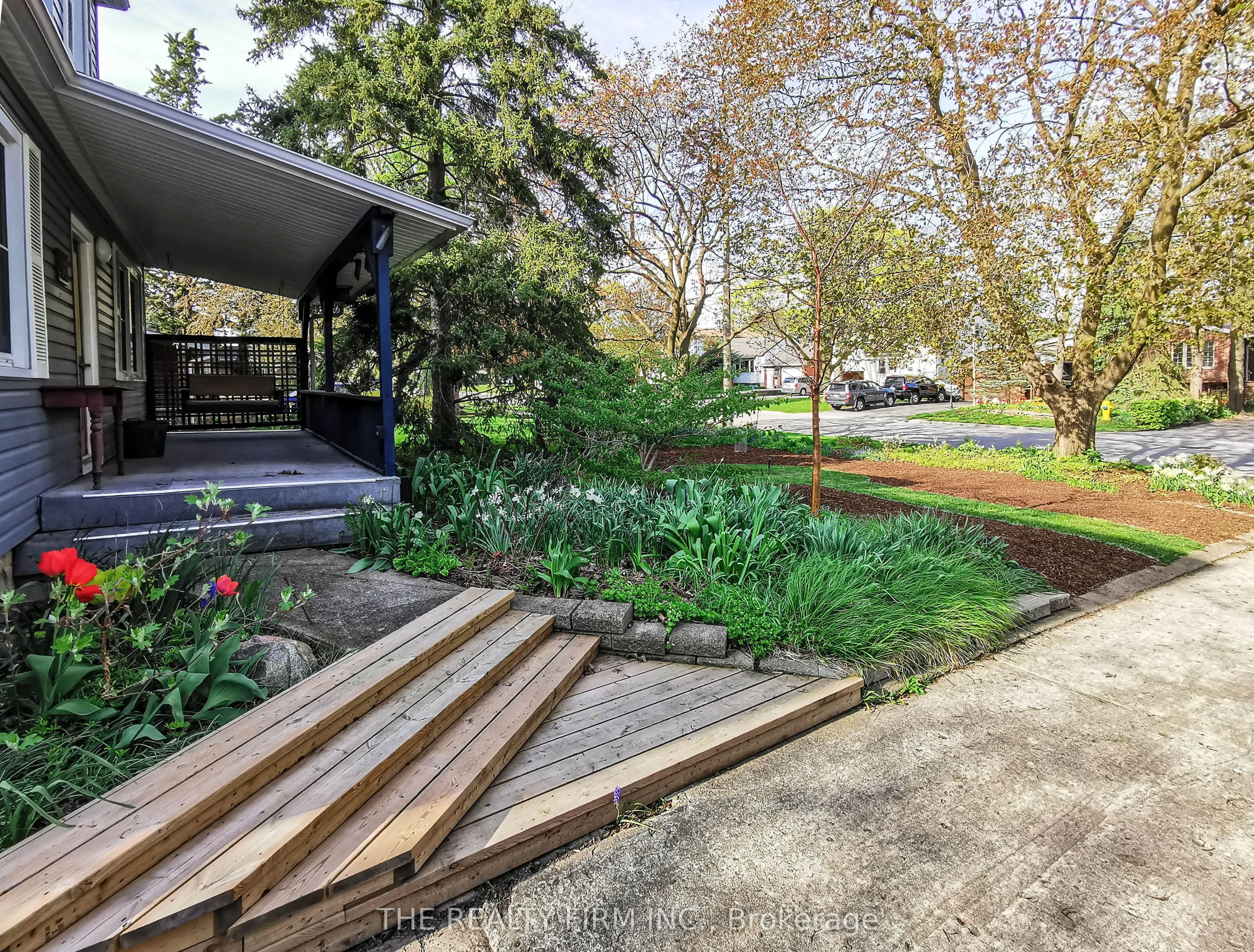 901 Willow Drive