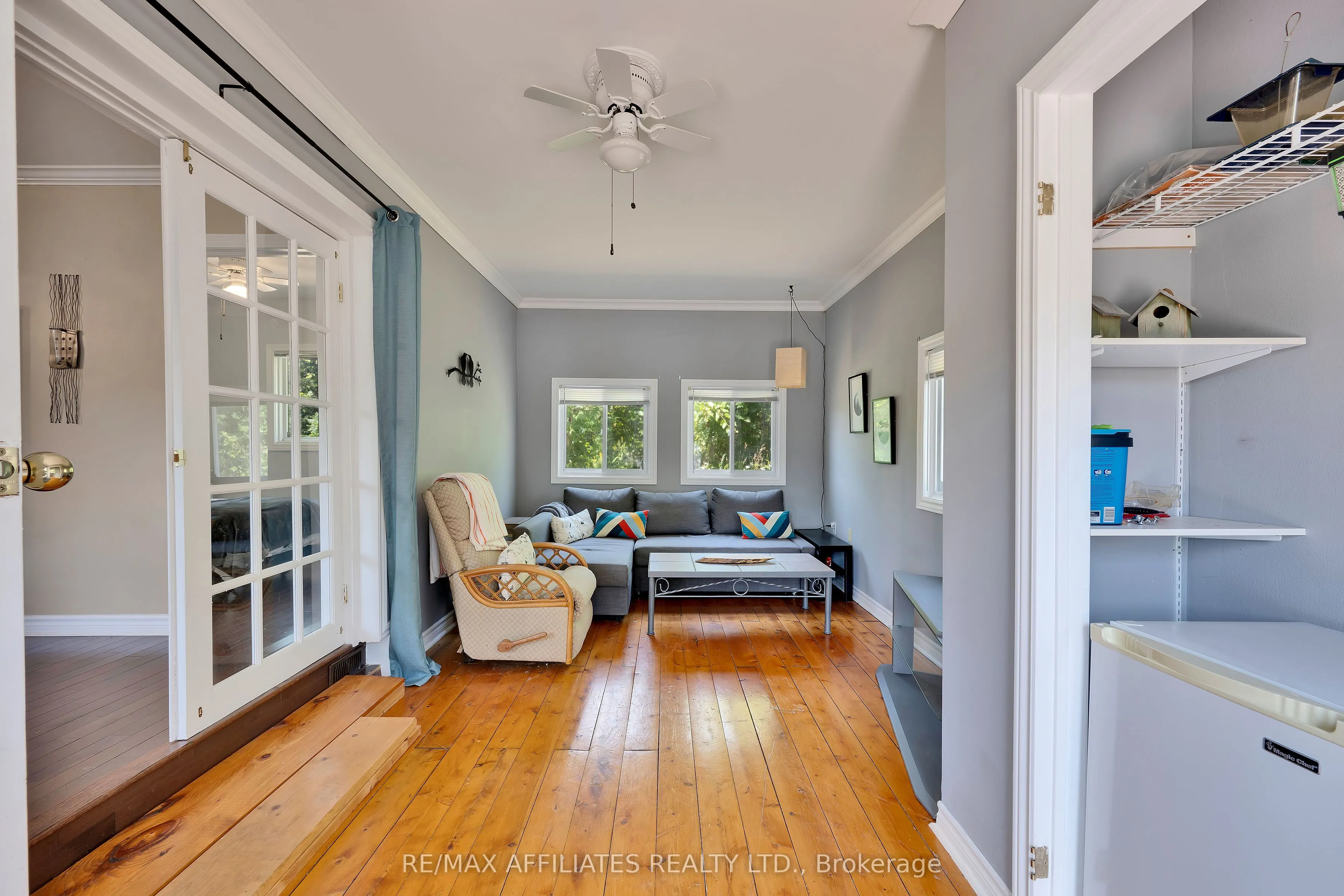 1009 Gardiner's Road