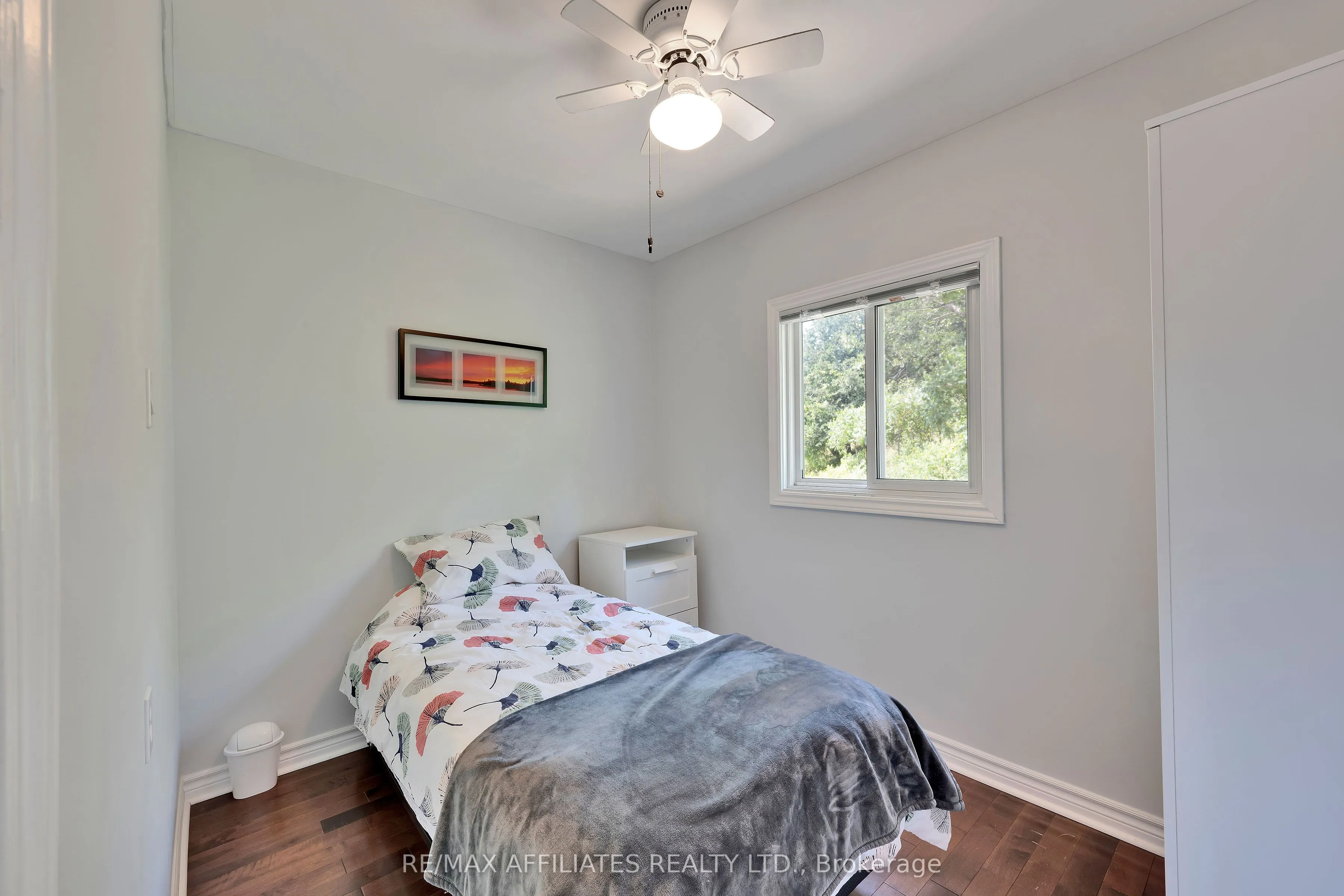 1009 Gardiner's Road