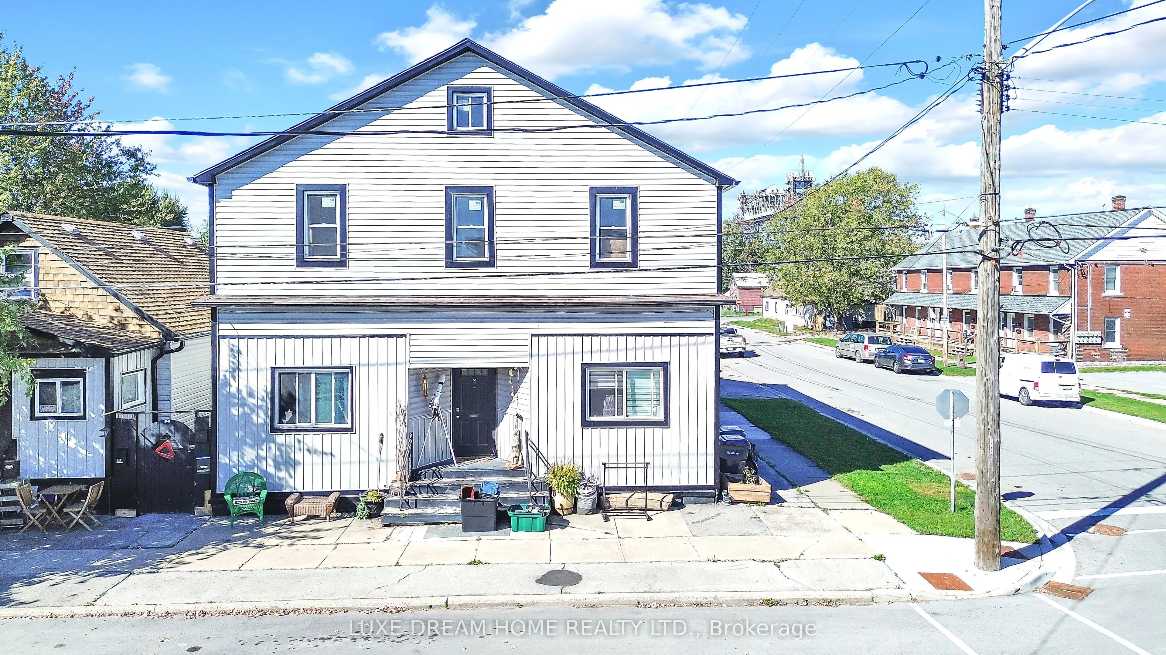 224 MITCHELL Street