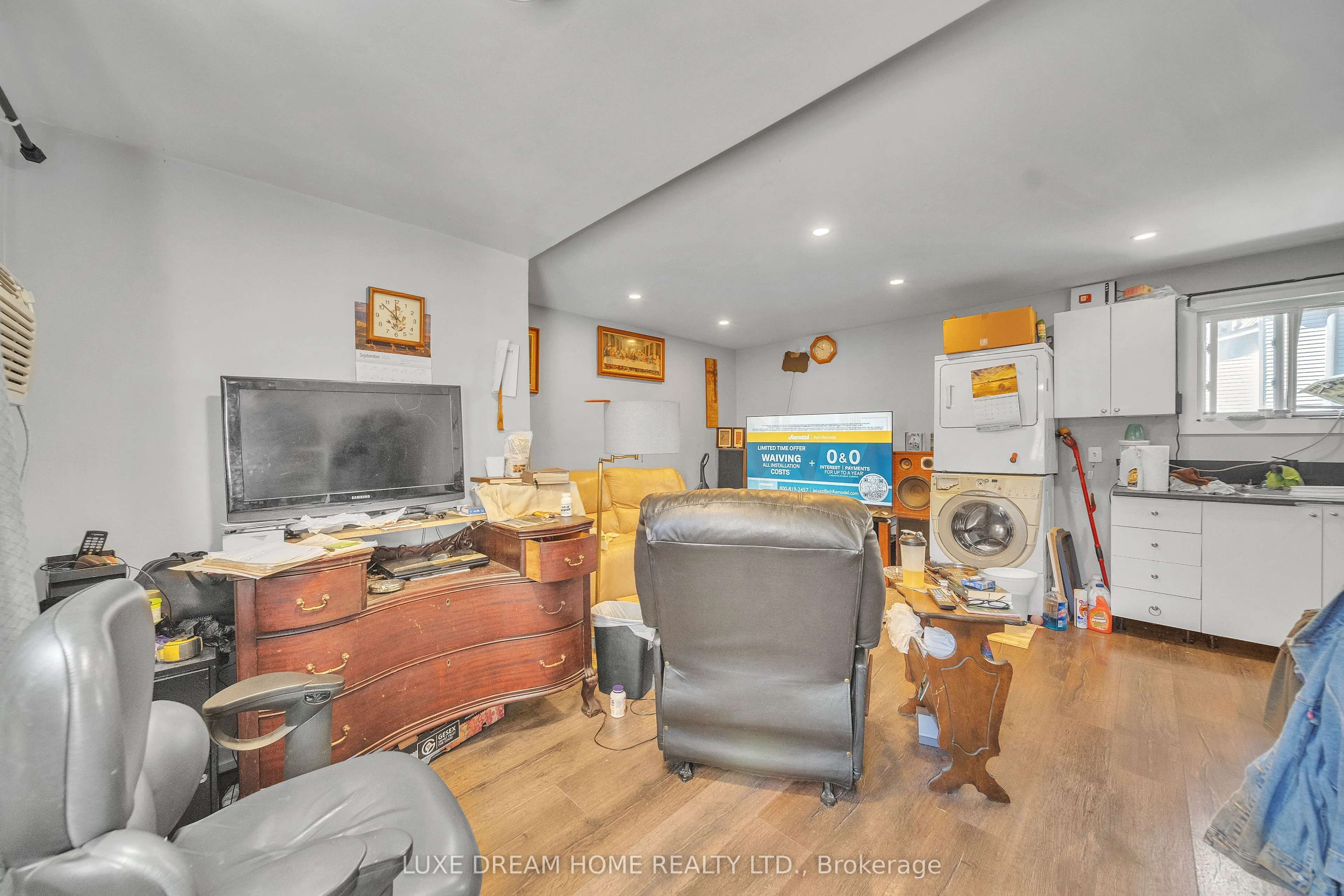 224 MITCHELL Street