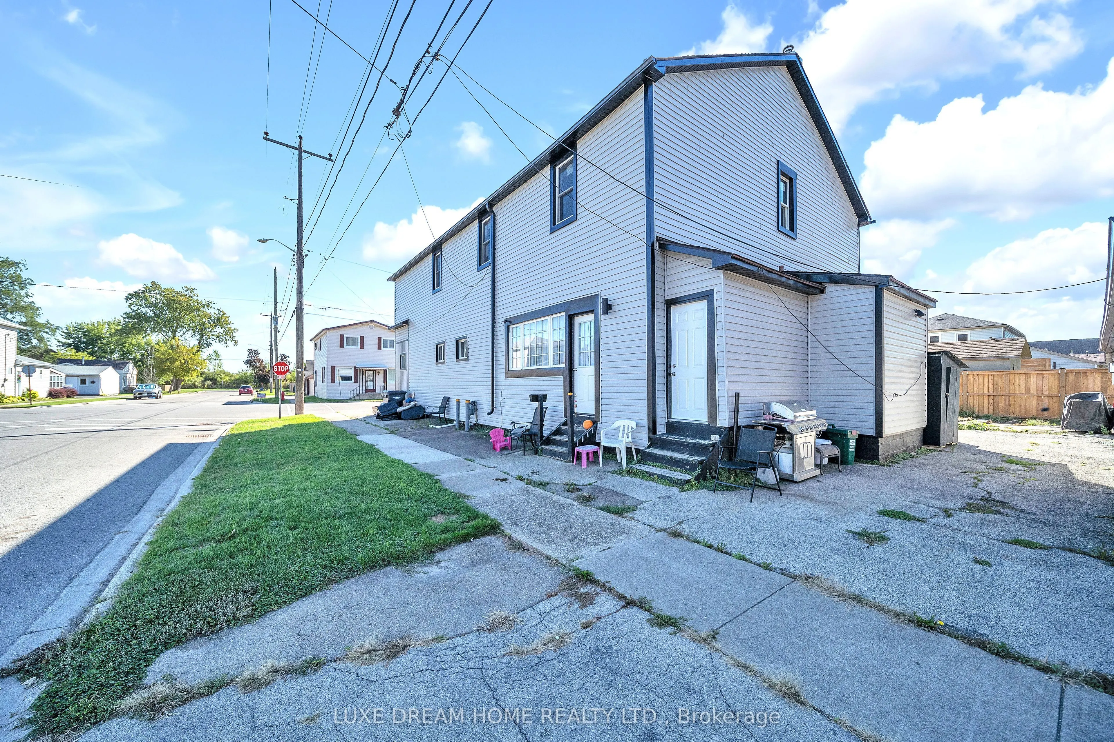 224 MITCHELL Street