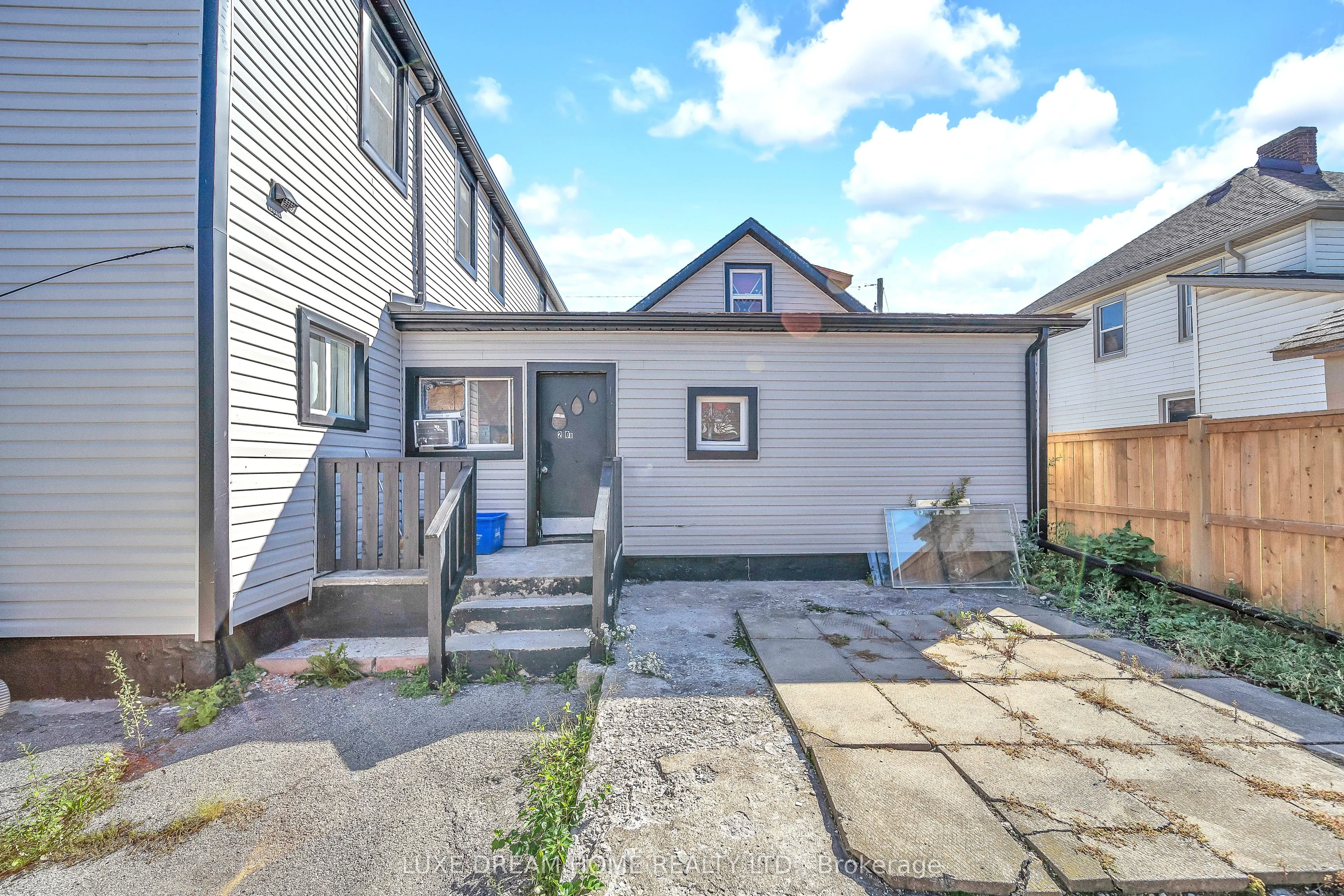 224 MITCHELL Street