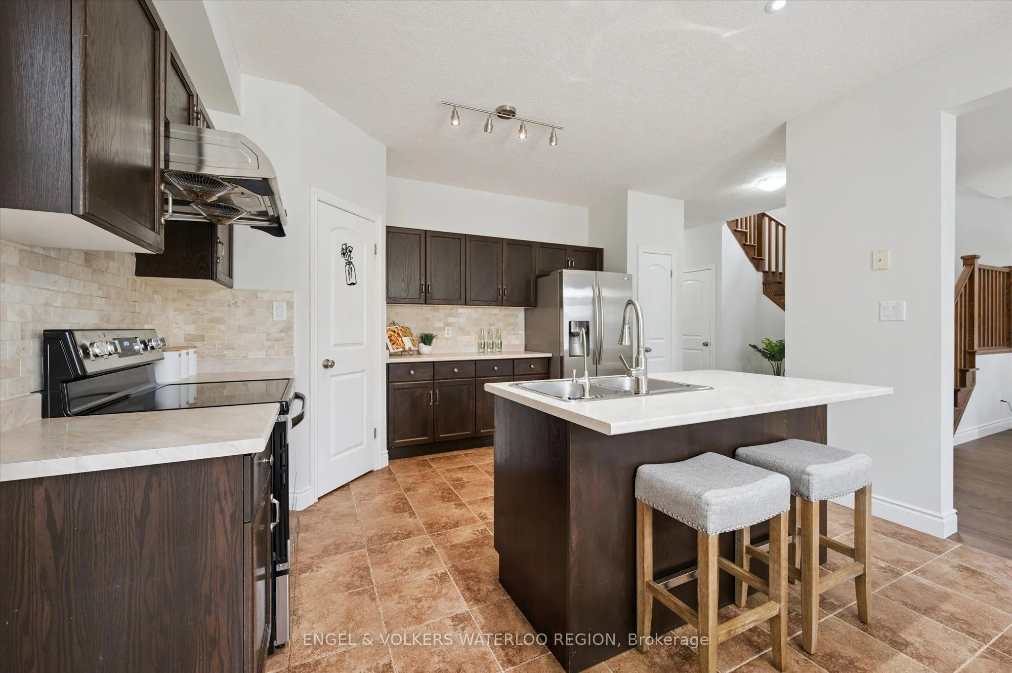 329 Westpark Crescent