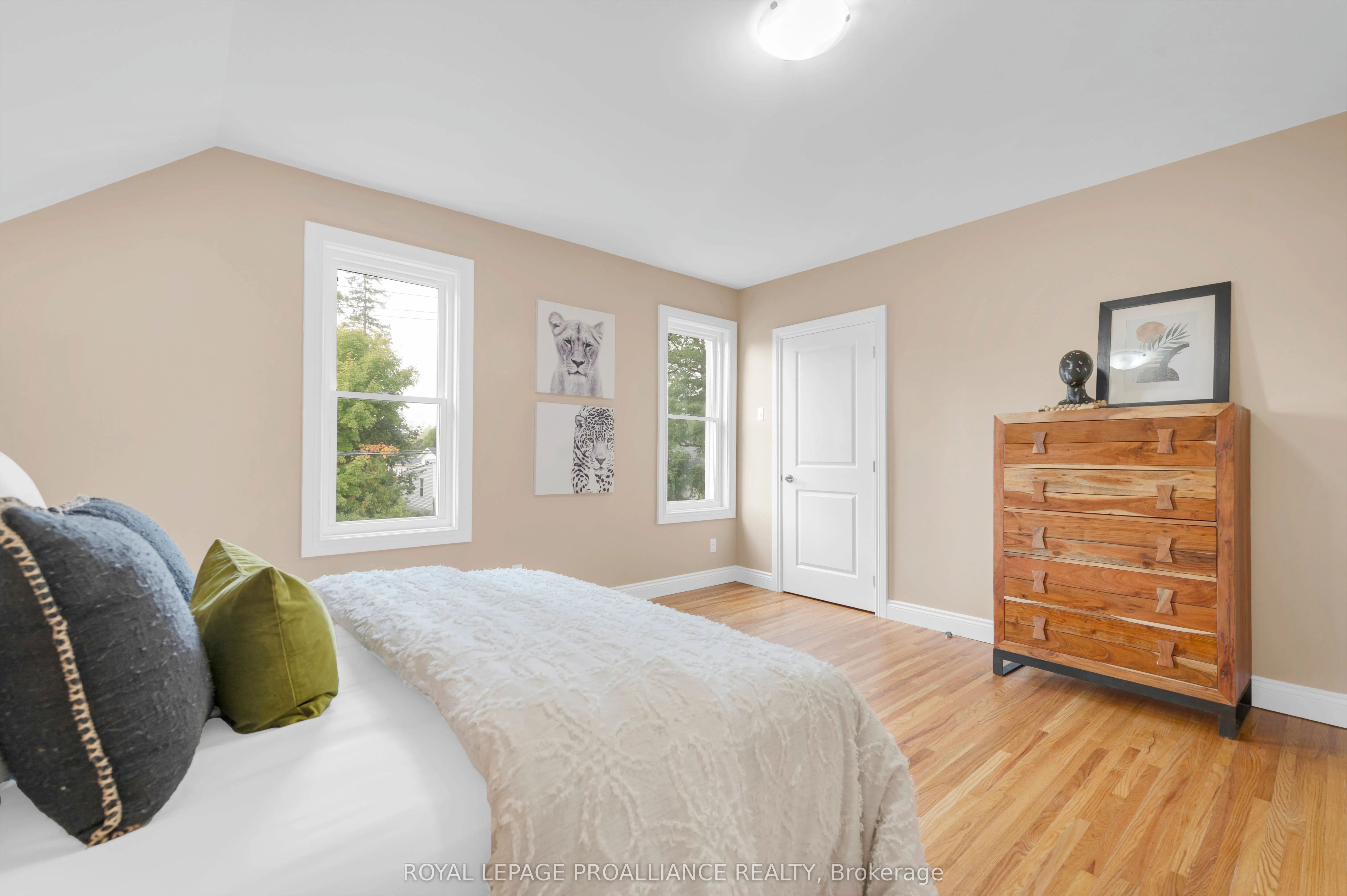 27 Maplewood Avenue