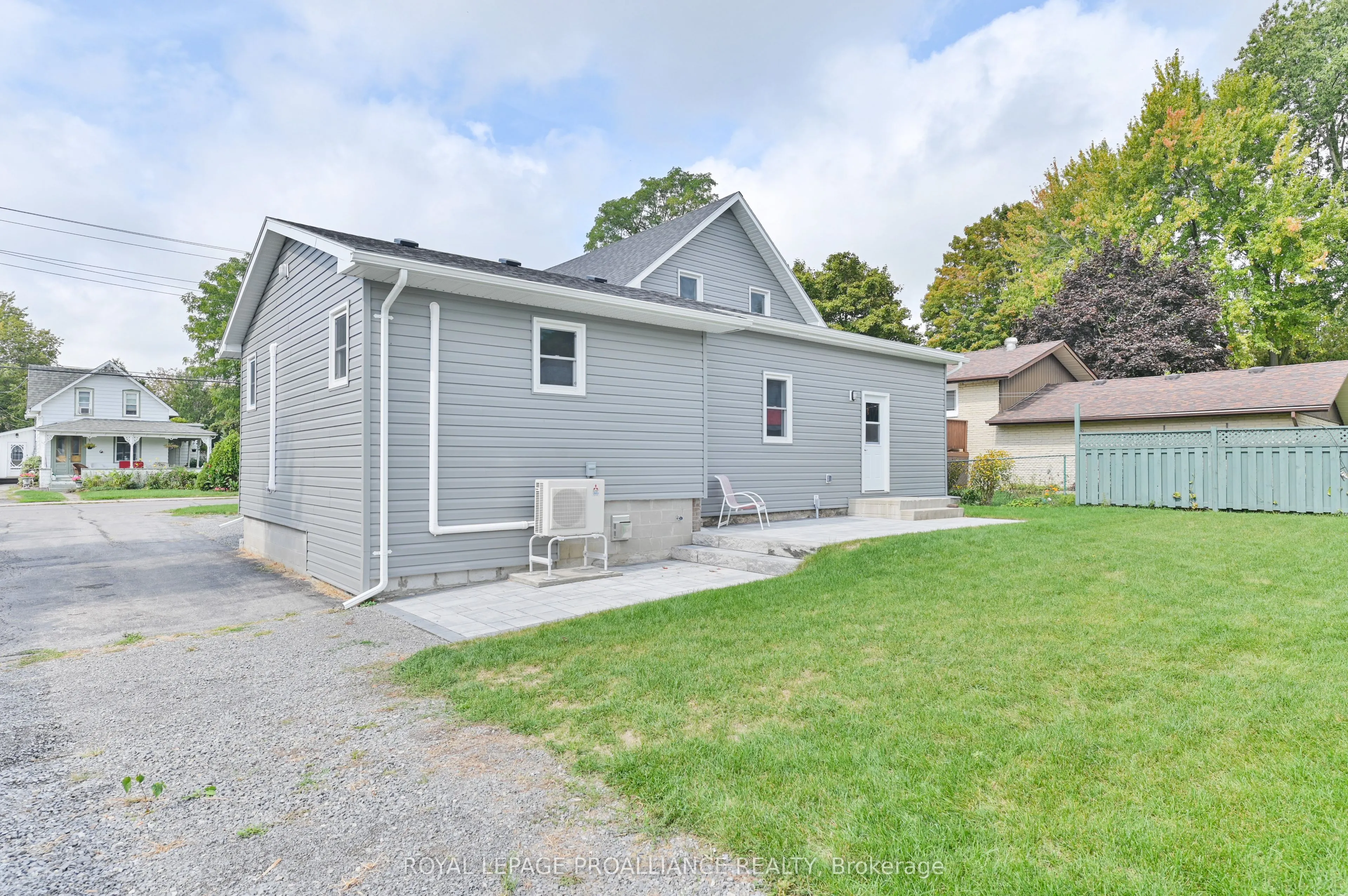 27 Maplewood Avenue