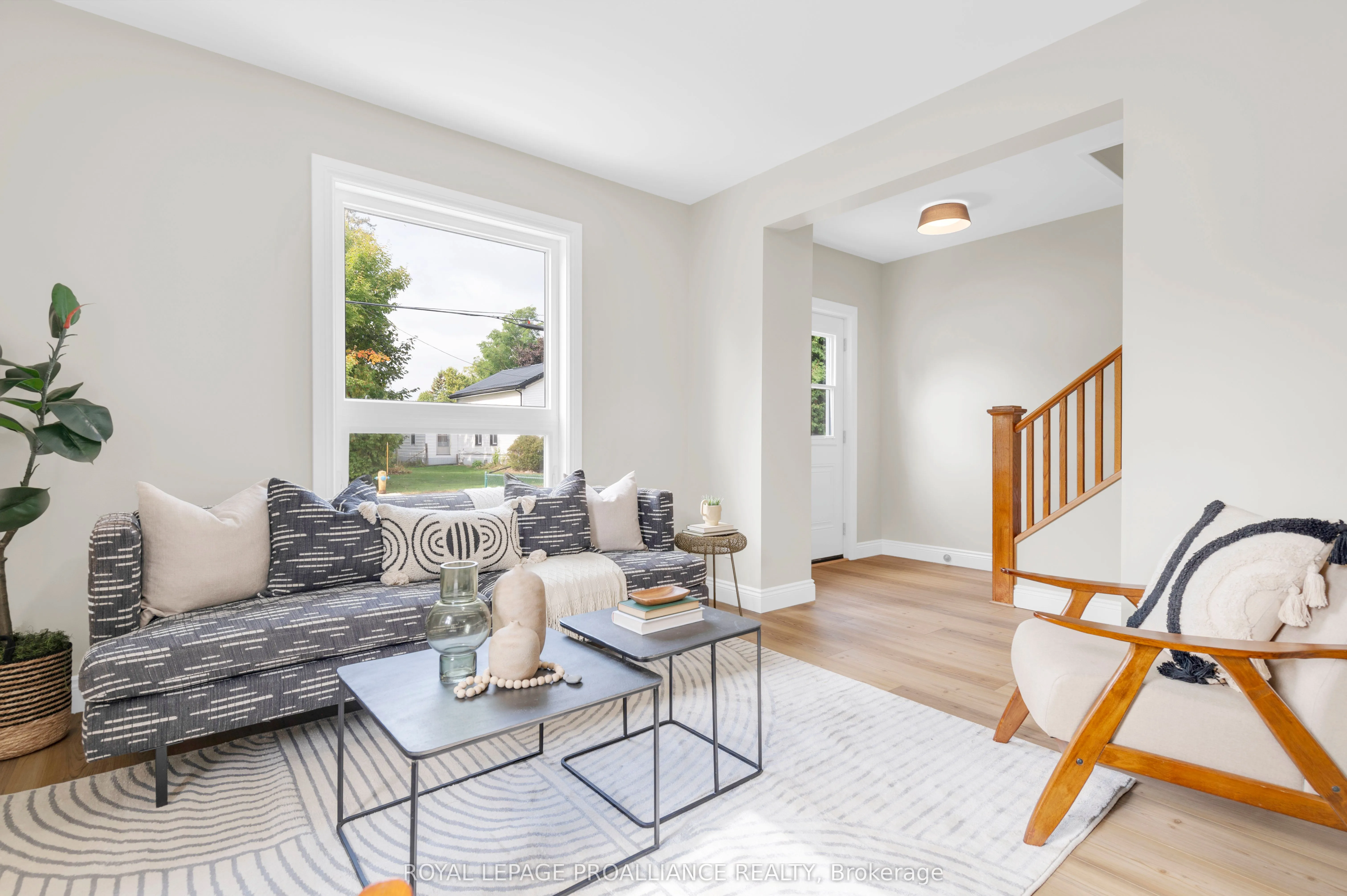 27 Maplewood Avenue
