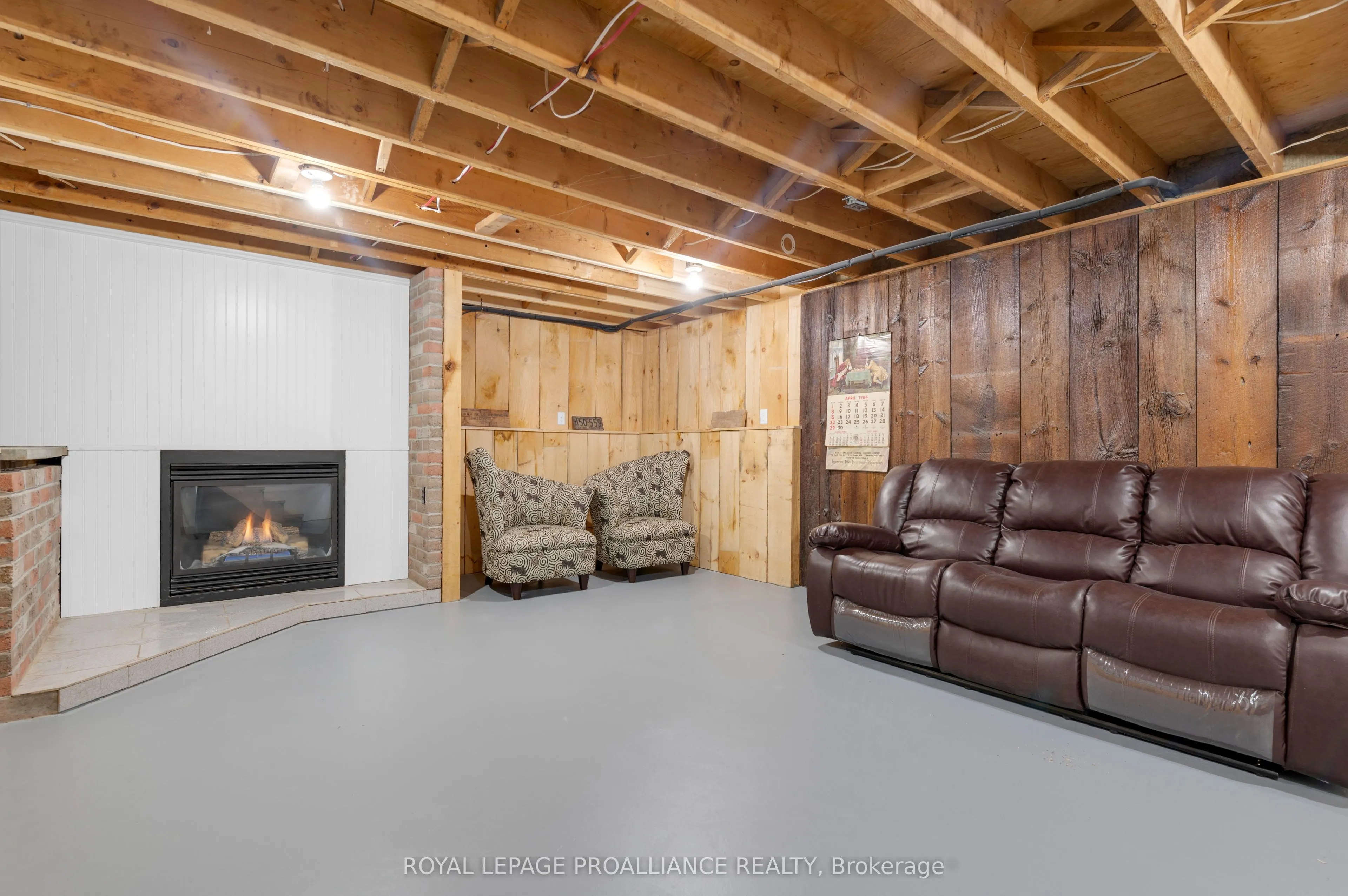 27 Maplewood Avenue