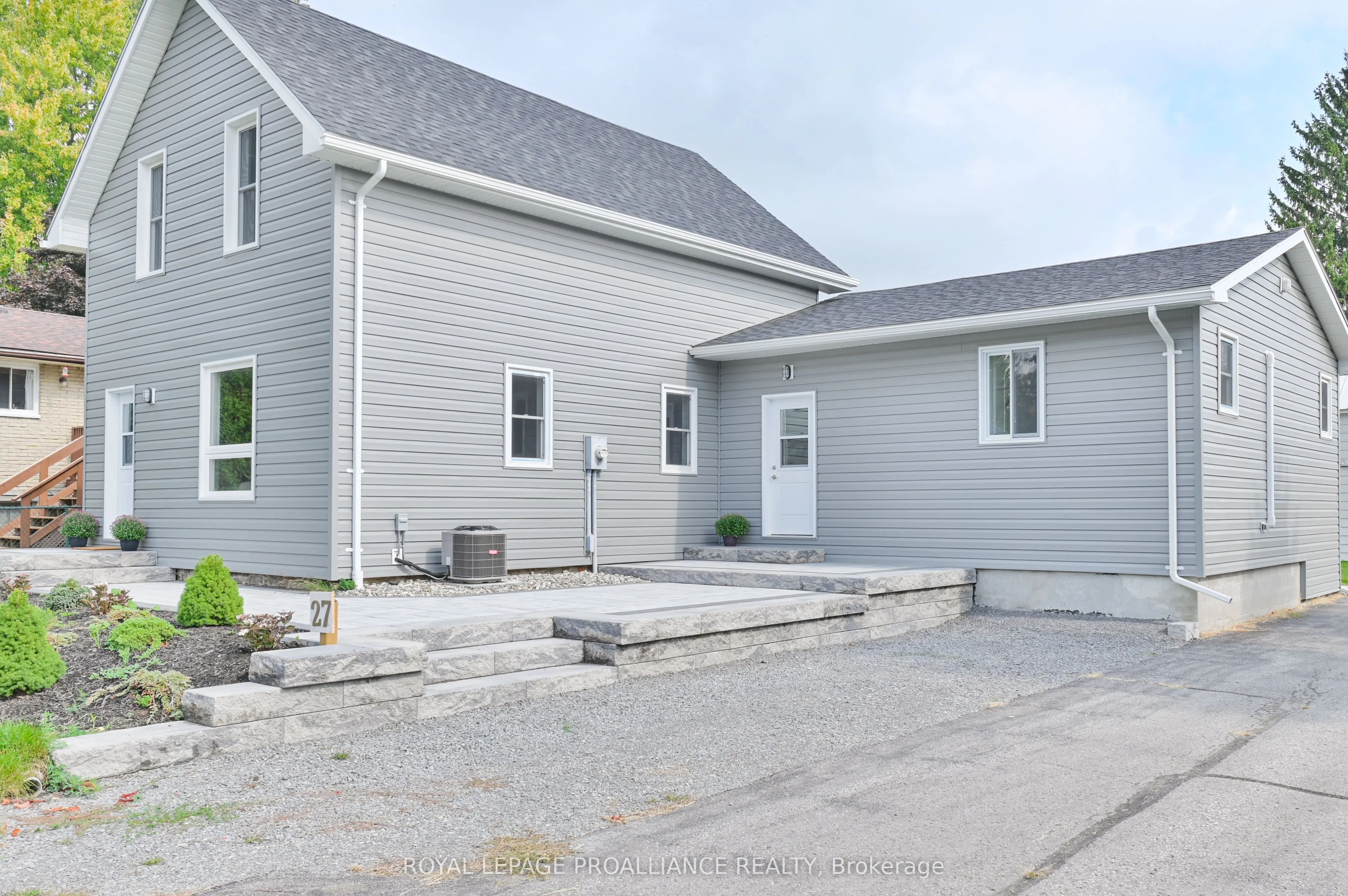 27 Maplewood Avenue