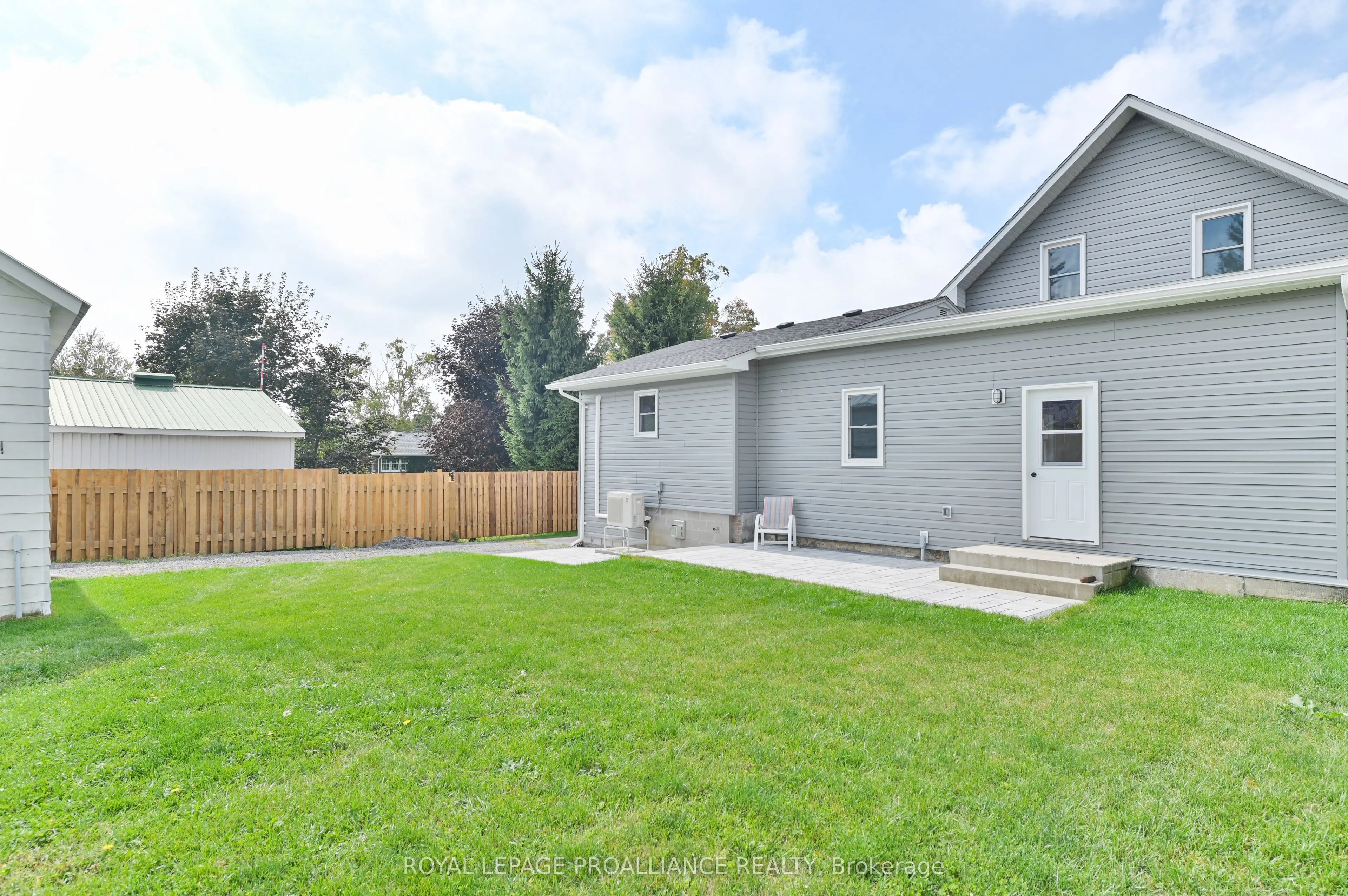 27 Maplewood Avenue