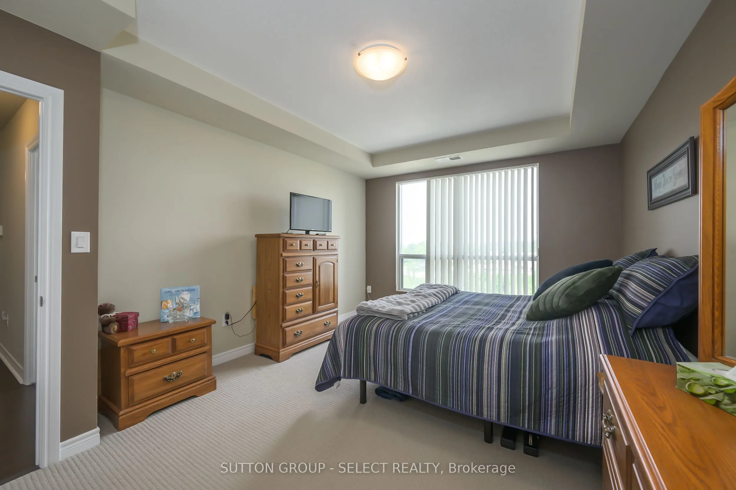 1030 CORONATION Drive, #606