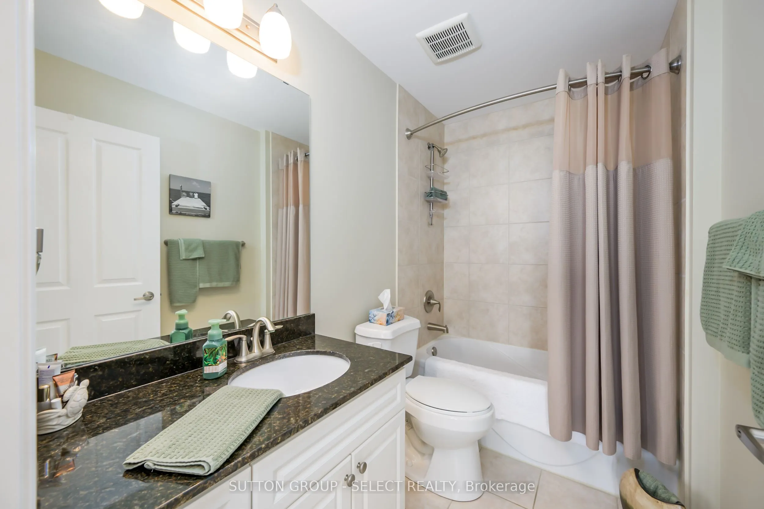 1030 CORONATION Drive, #606