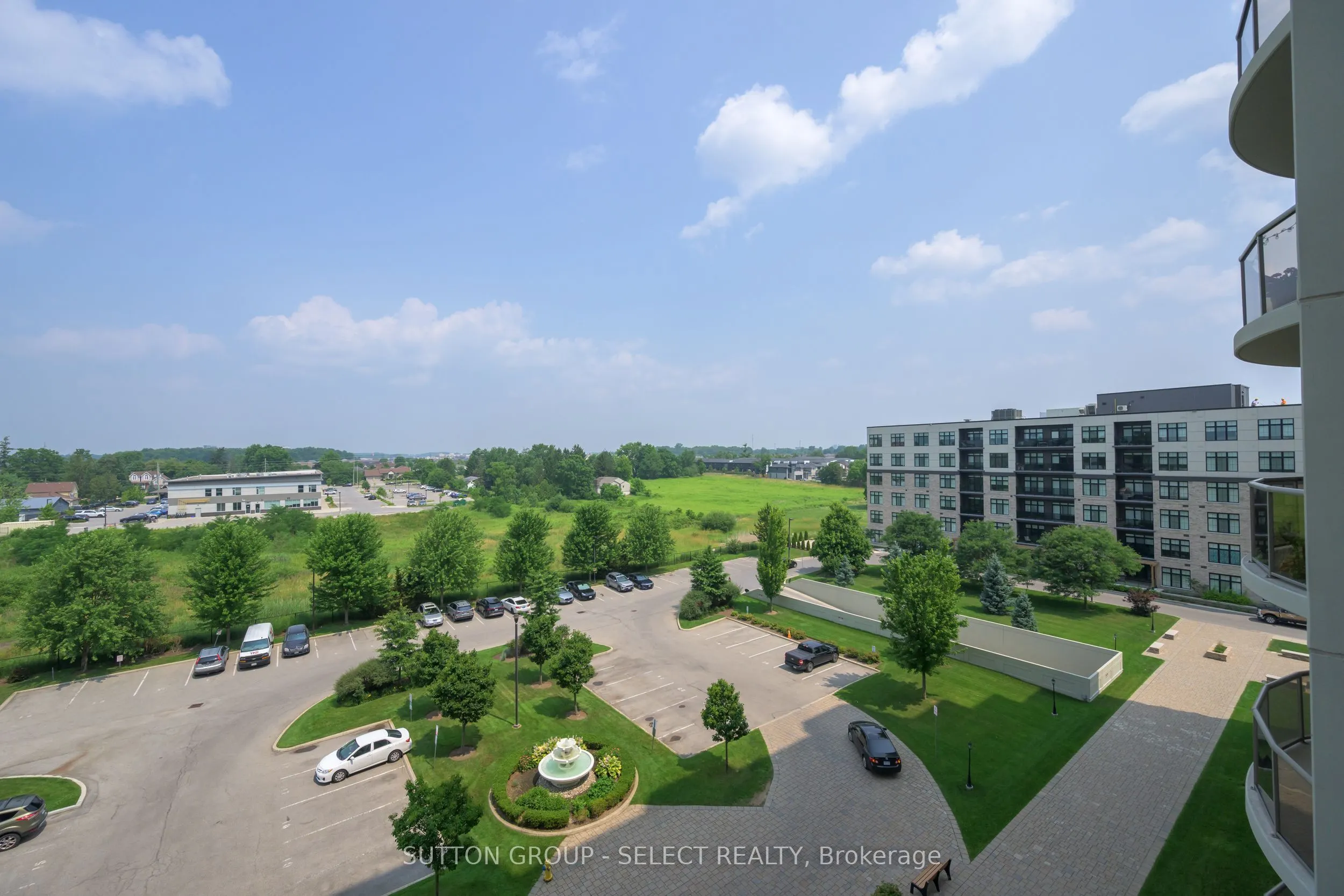 1030 CORONATION Drive, #606