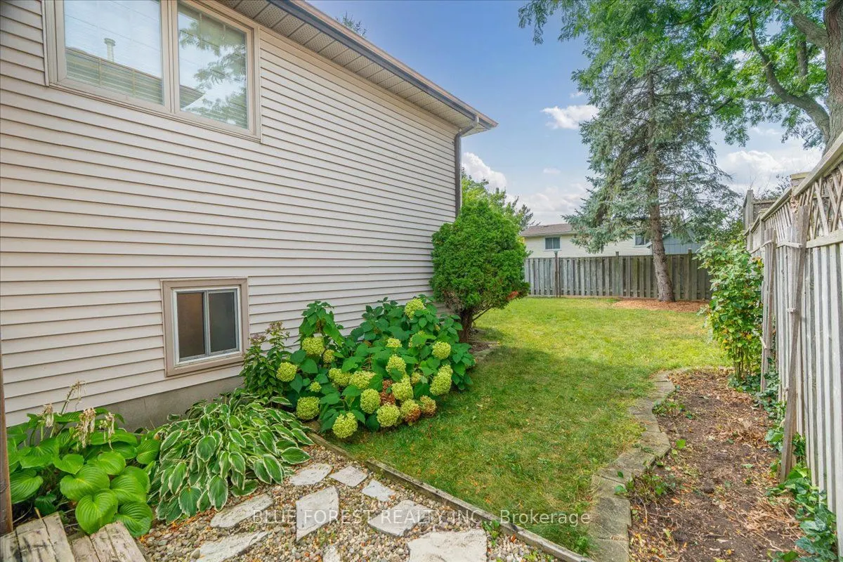 106 Conway Lane