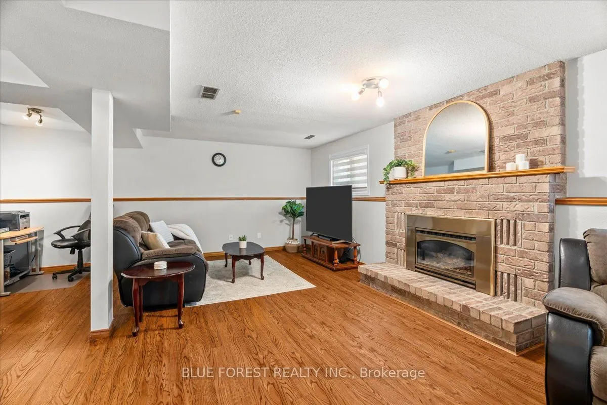 106 Conway Lane