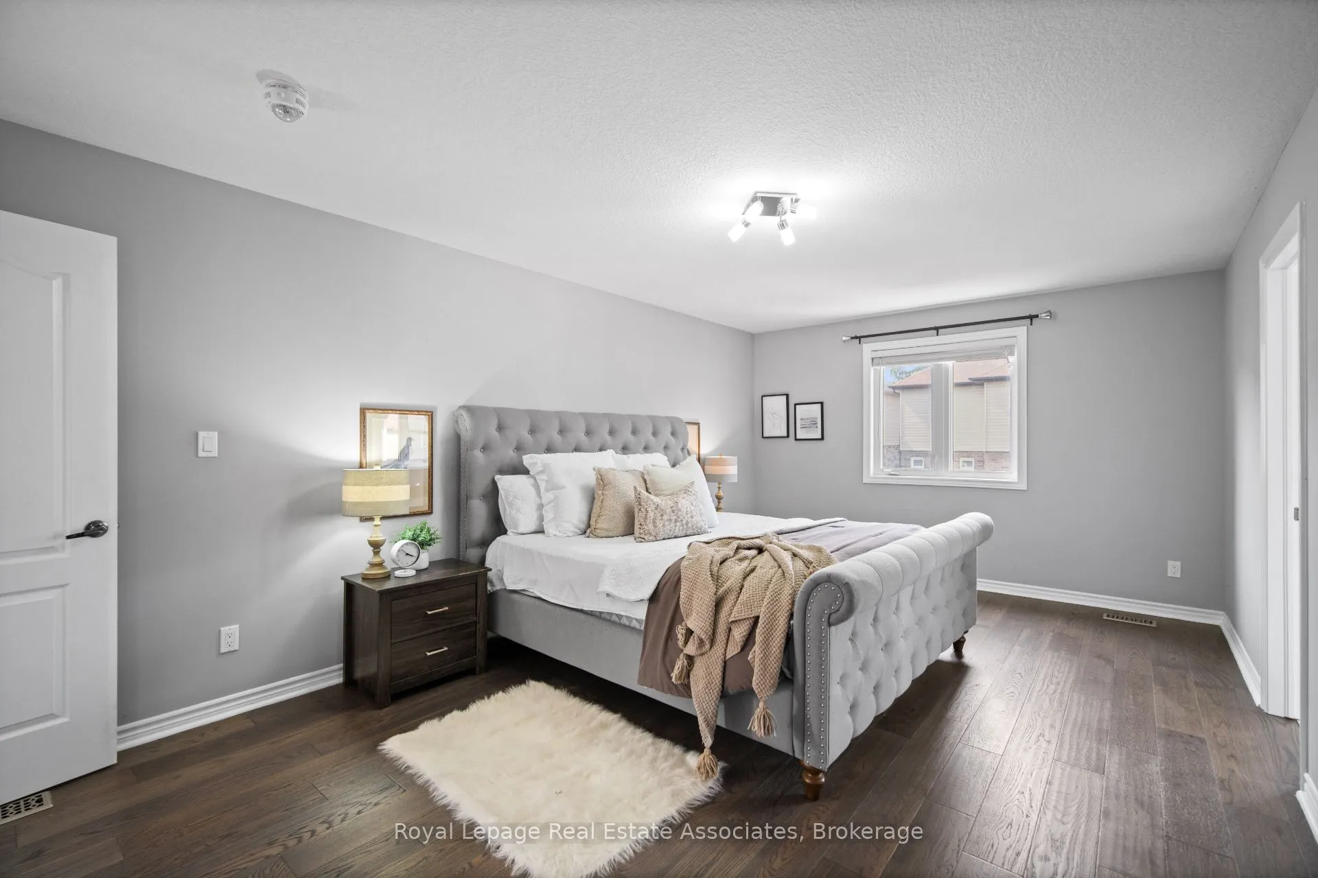 439 Moorlands Crescent