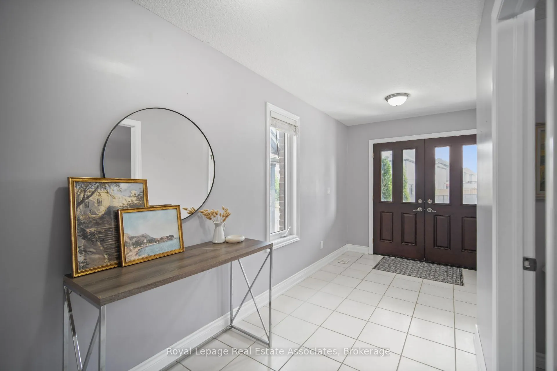439 Moorlands Crescent
