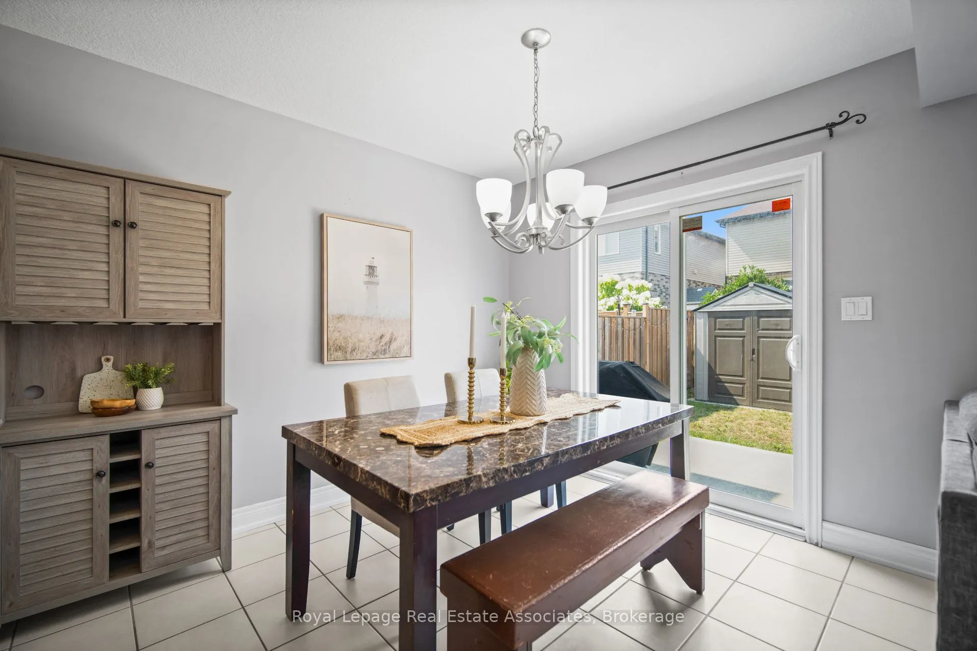 439 Moorlands Crescent
