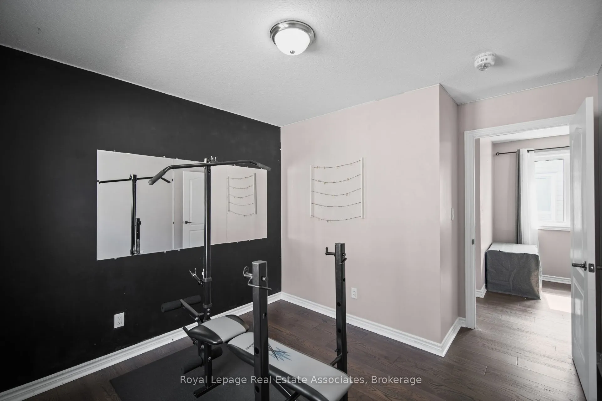 439 Moorlands Crescent