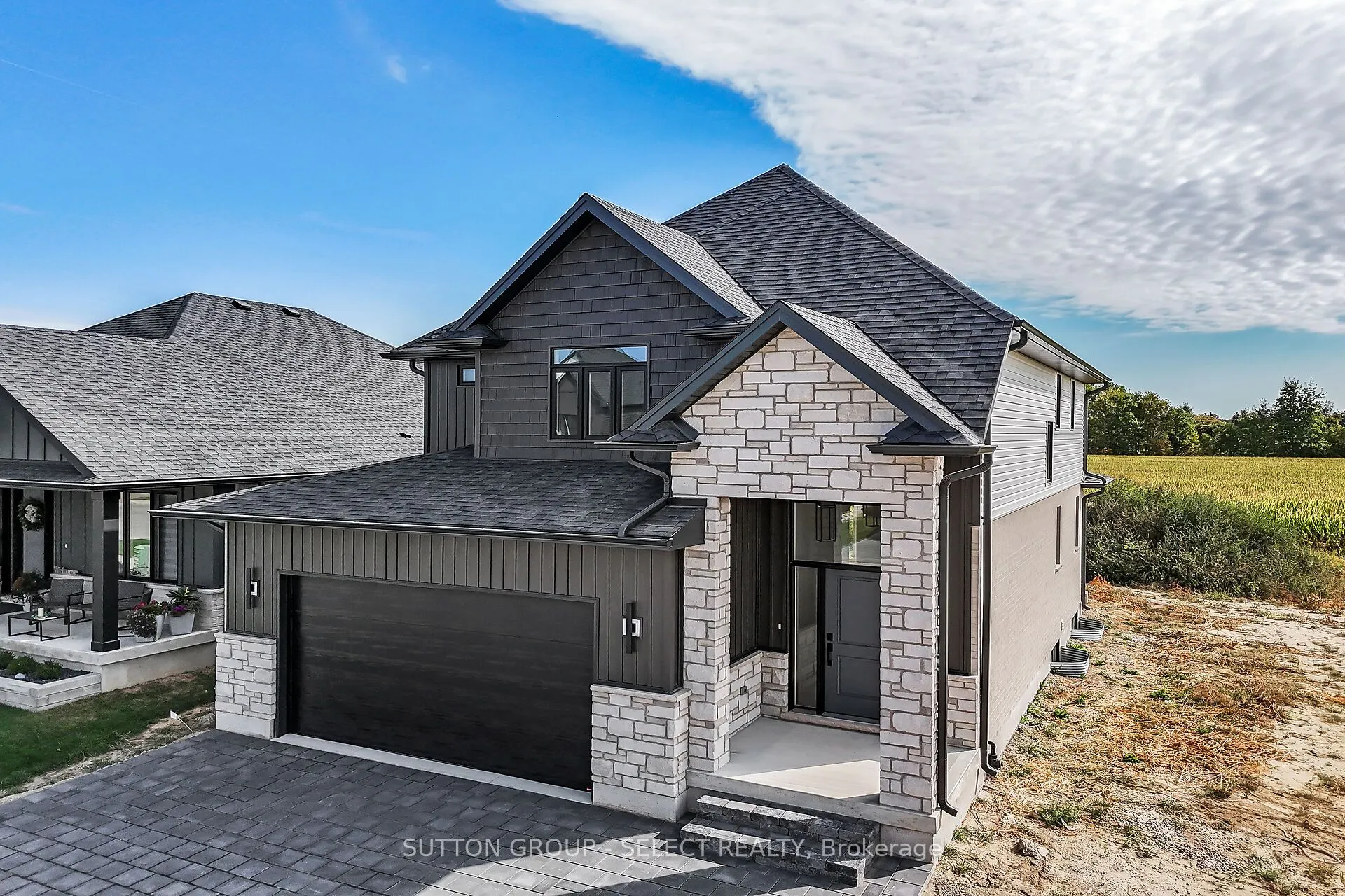 58 BRISCOE Crescent