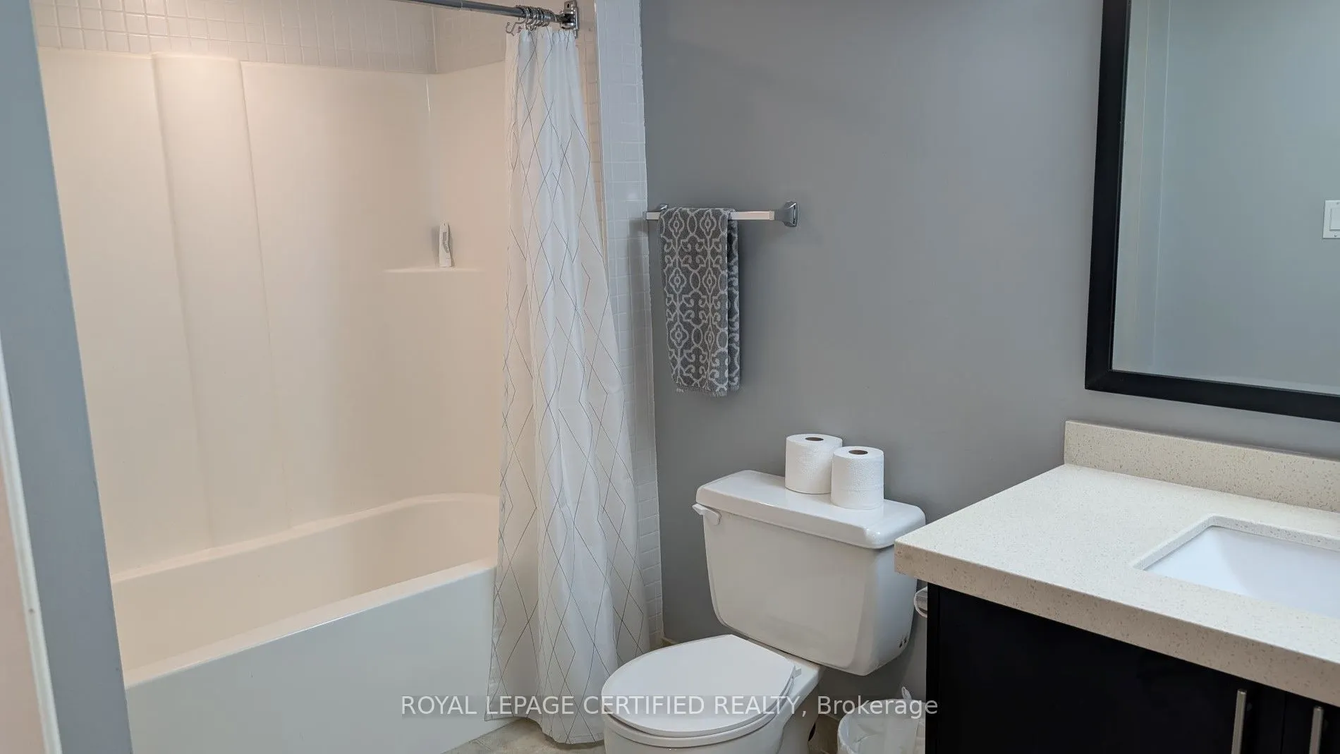 628 Hummingbird Crescent