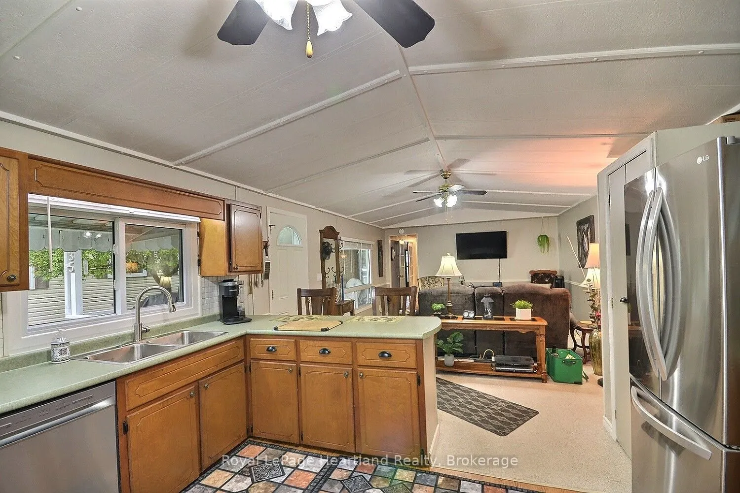 35 Kalisch Avenue
