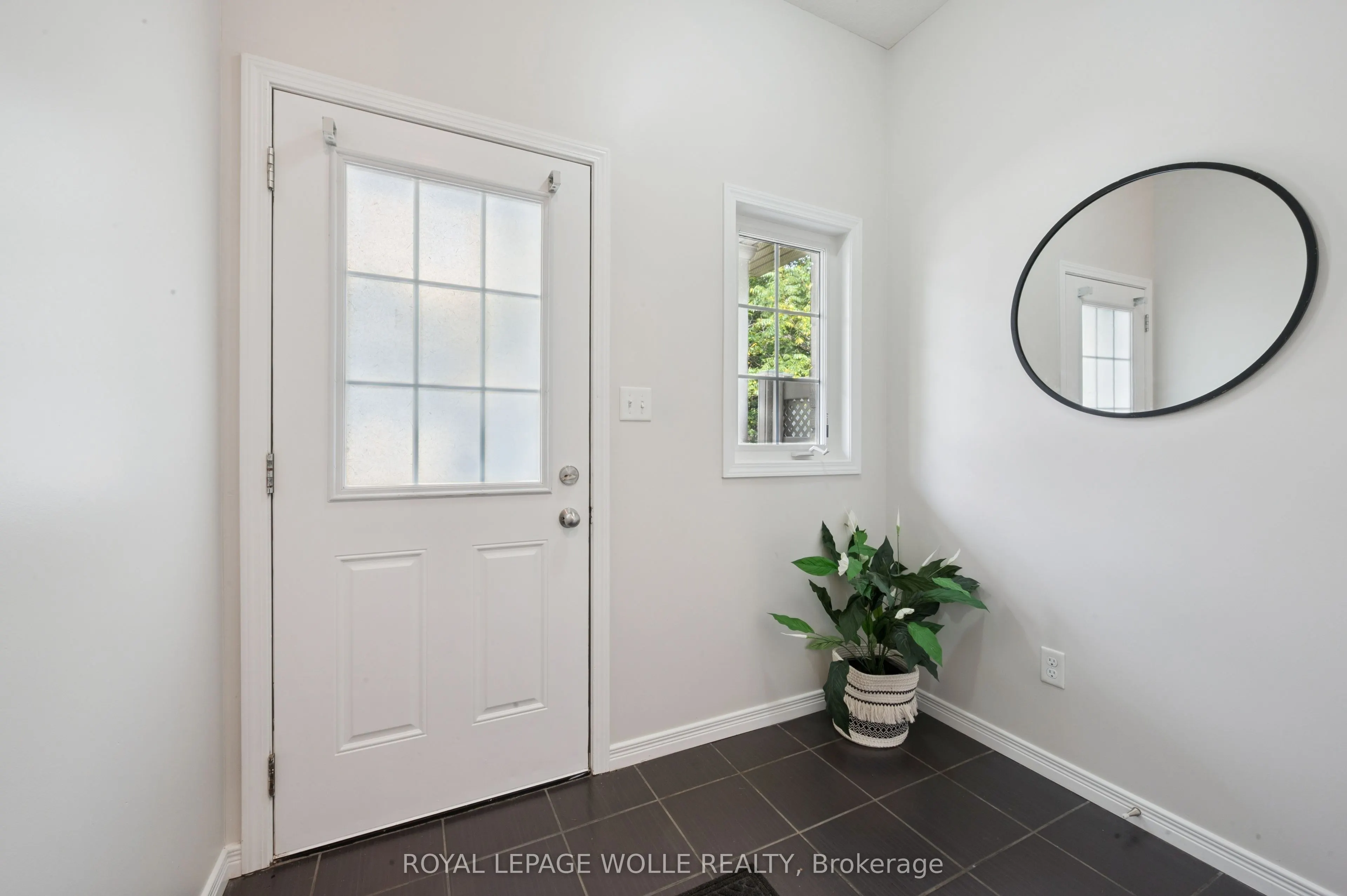 931 Glasgow Street, #7B