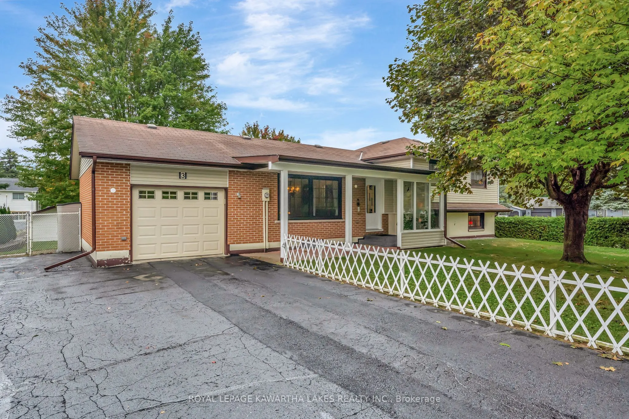 3 Pinewood Crescent