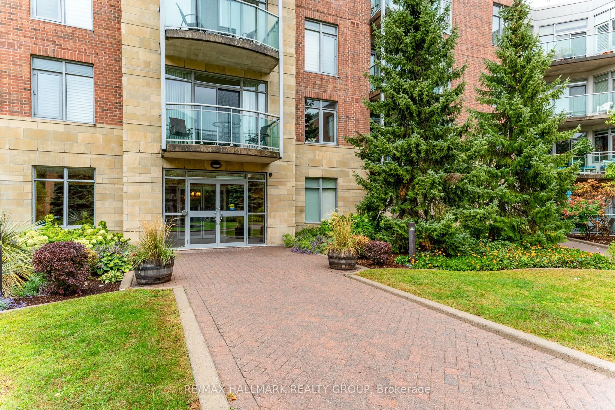 205 Bolton Street, #120