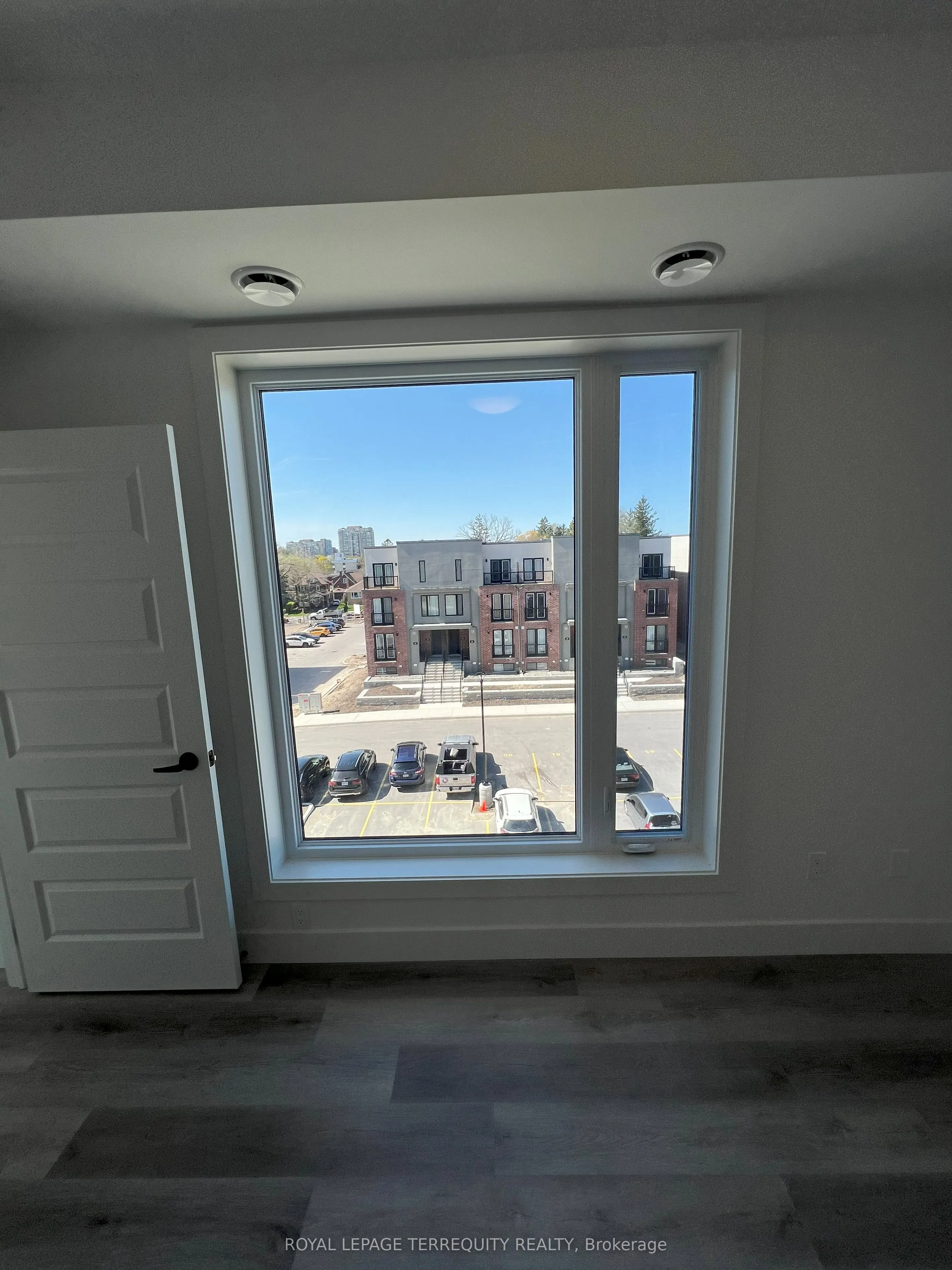 107 Roger Street, #416