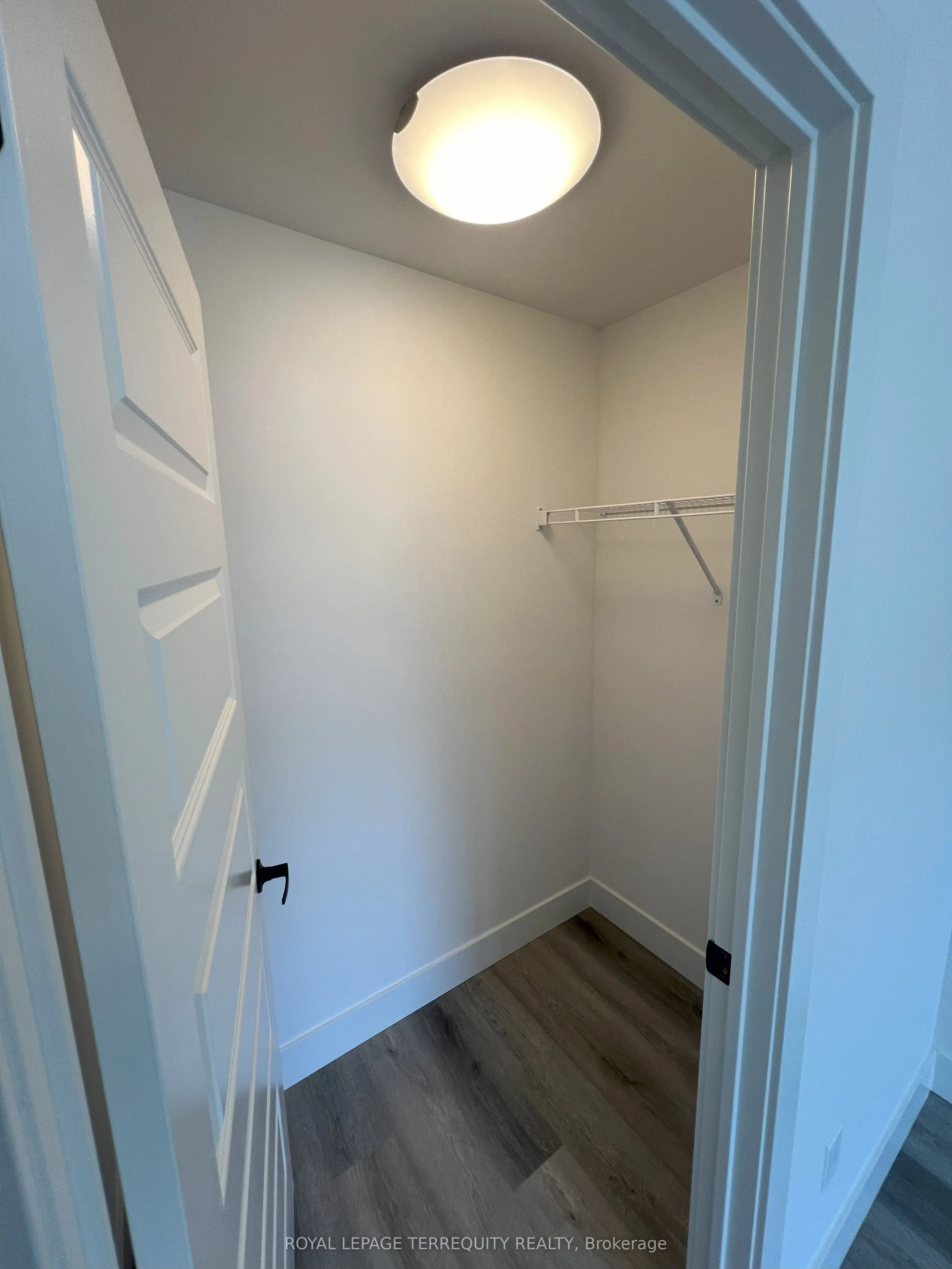 107 Roger Street, #416