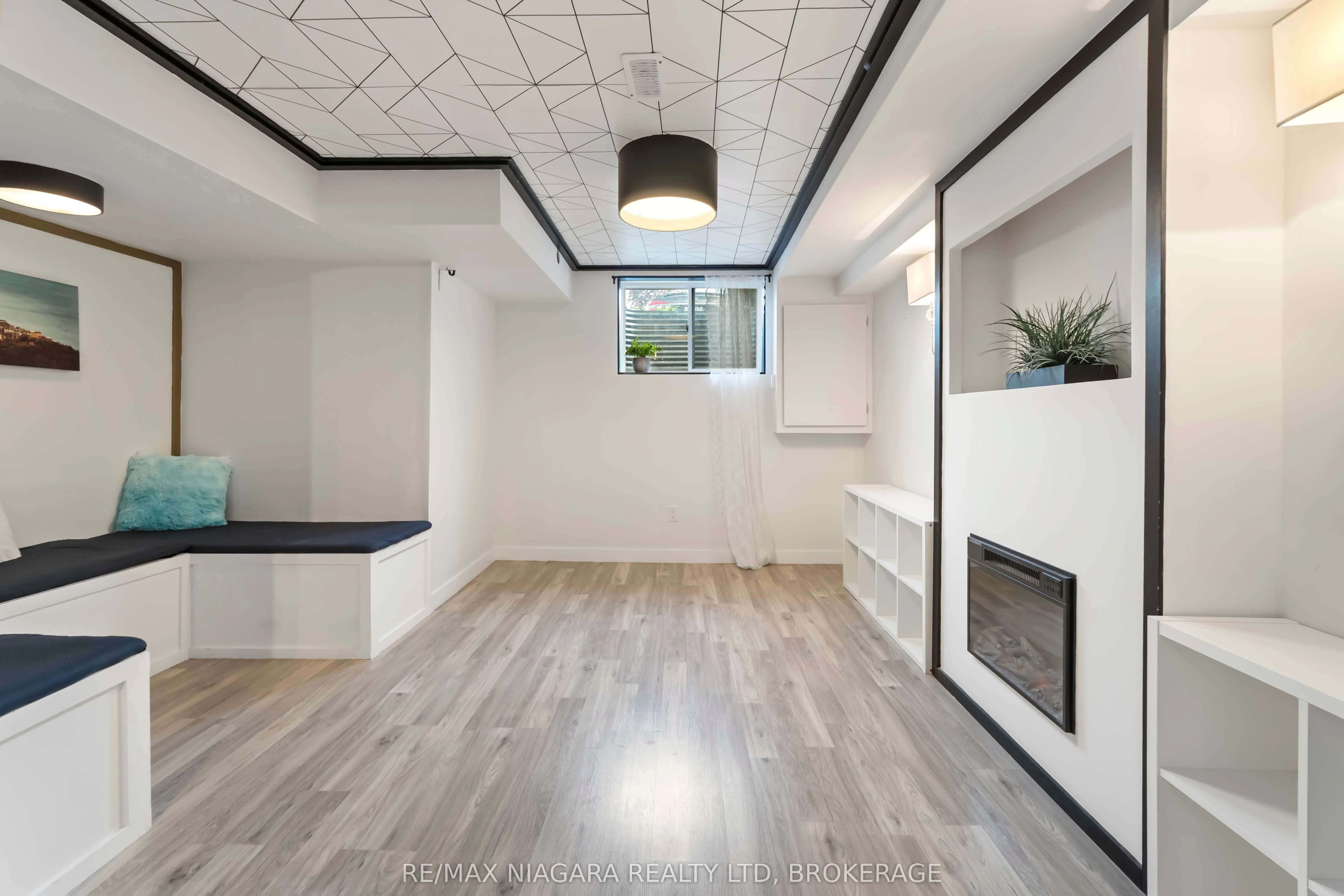 6117 Kelsey Crescent, #10