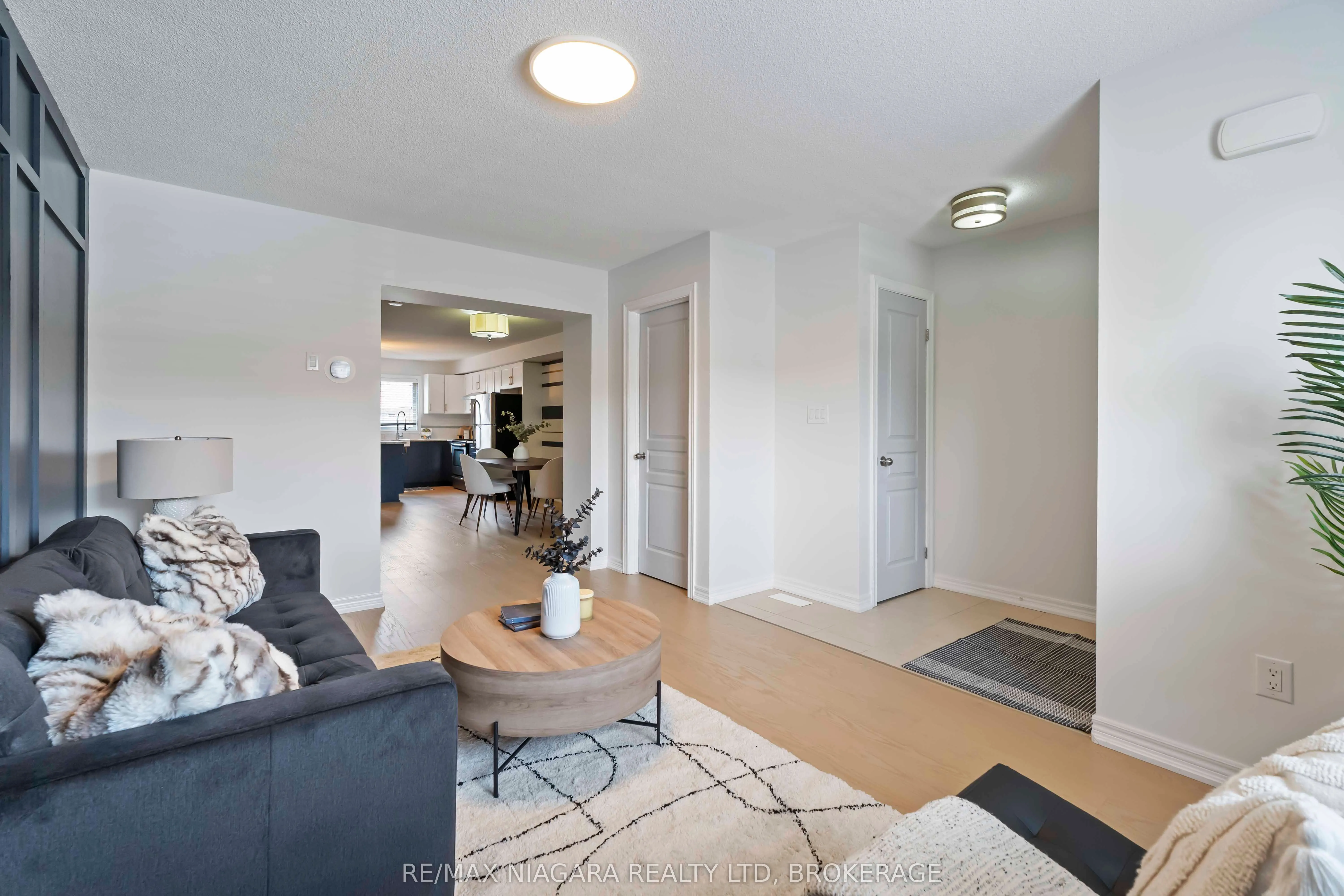 6117 Kelsey Crescent, #10