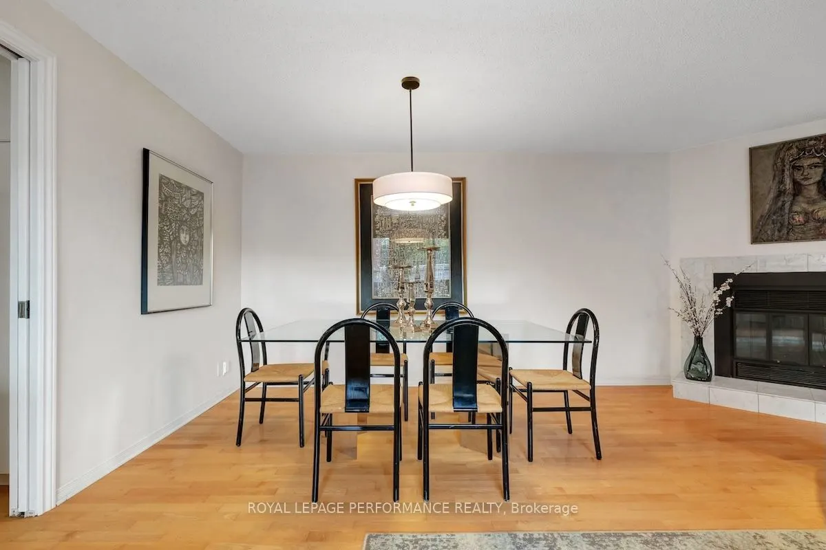 310 Crichton Street, #304