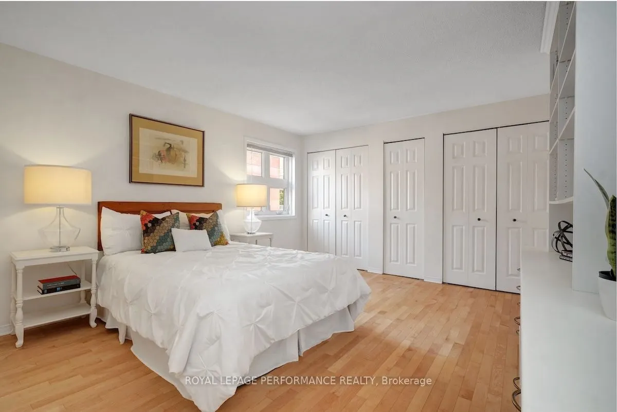 310 Crichton Street, #304