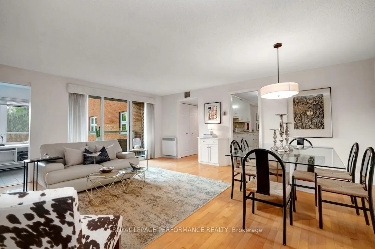 310 Crichton Street, #304