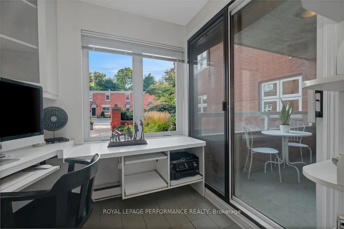 310 Crichton Street, #304