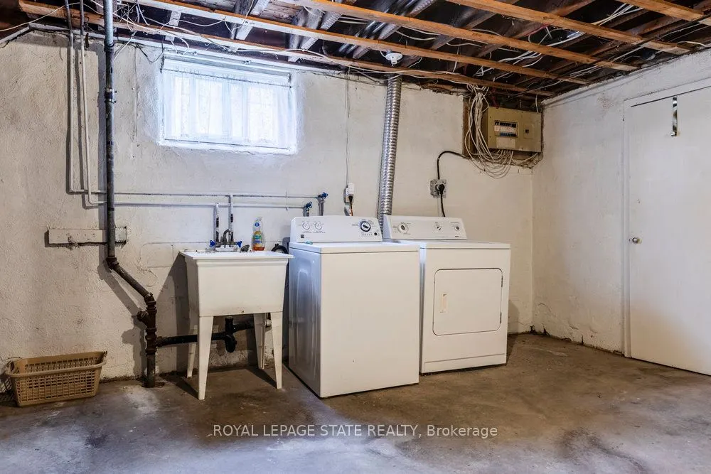 37 Lower Horning Road