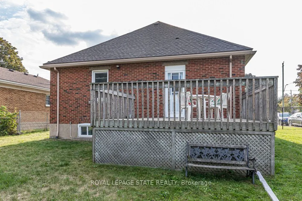 37 Lower Horning Road