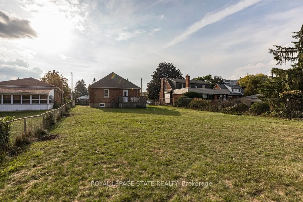 37 Lower Horning Road