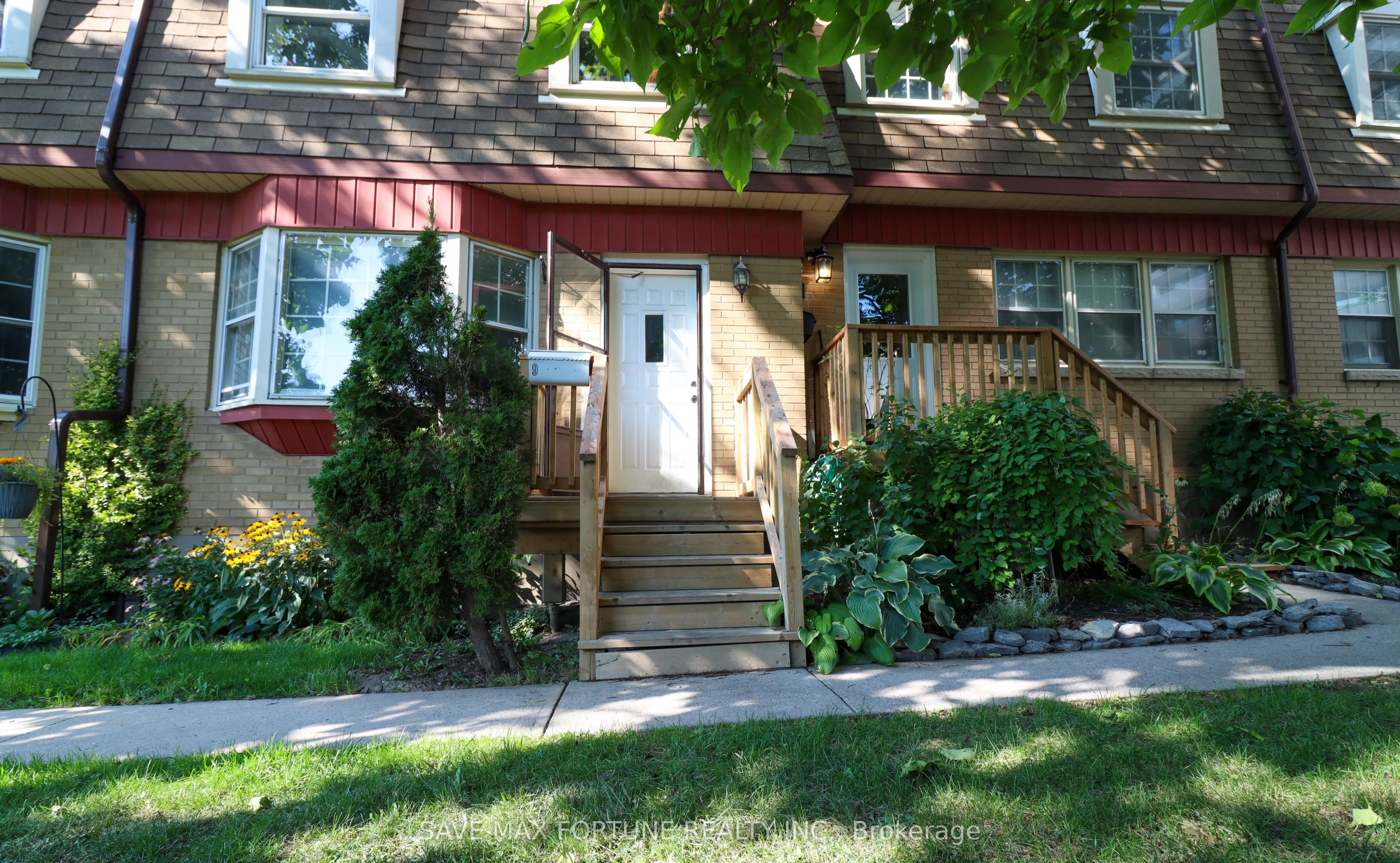 116 NOTCH HILL Road, #9