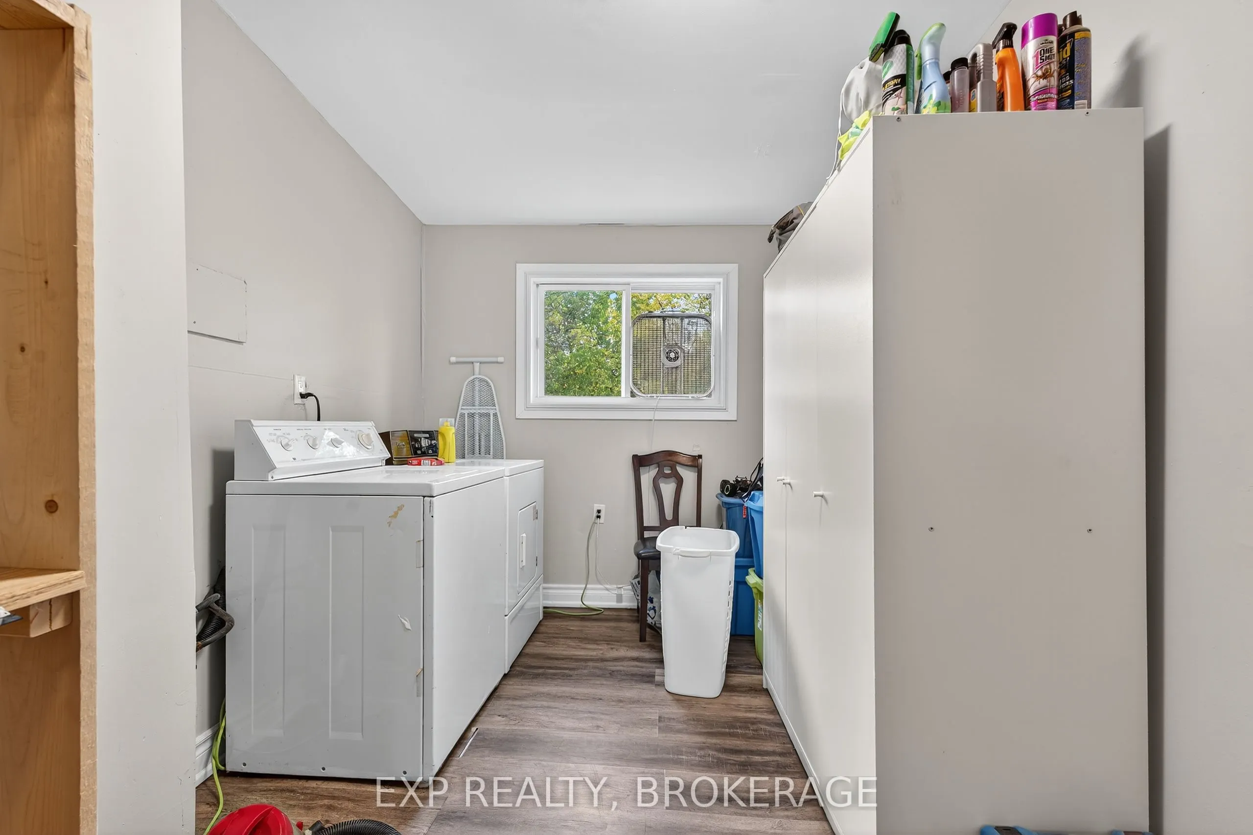 225-227 VICTORIA Avenue