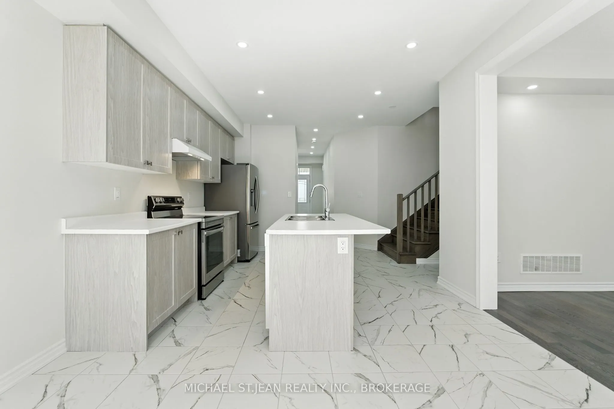 421 Barker Parkway