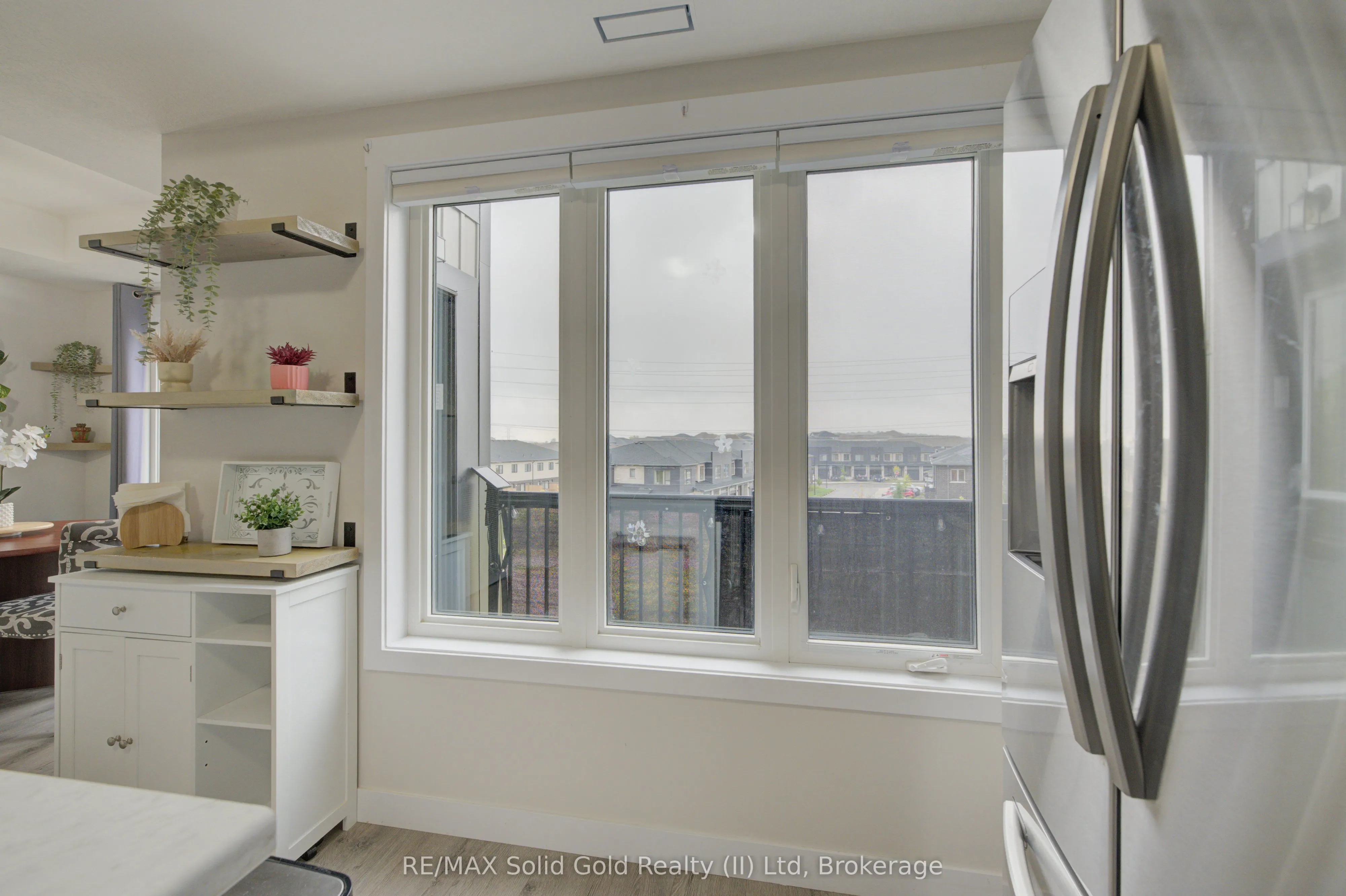 160 Rochefort Street, #A4