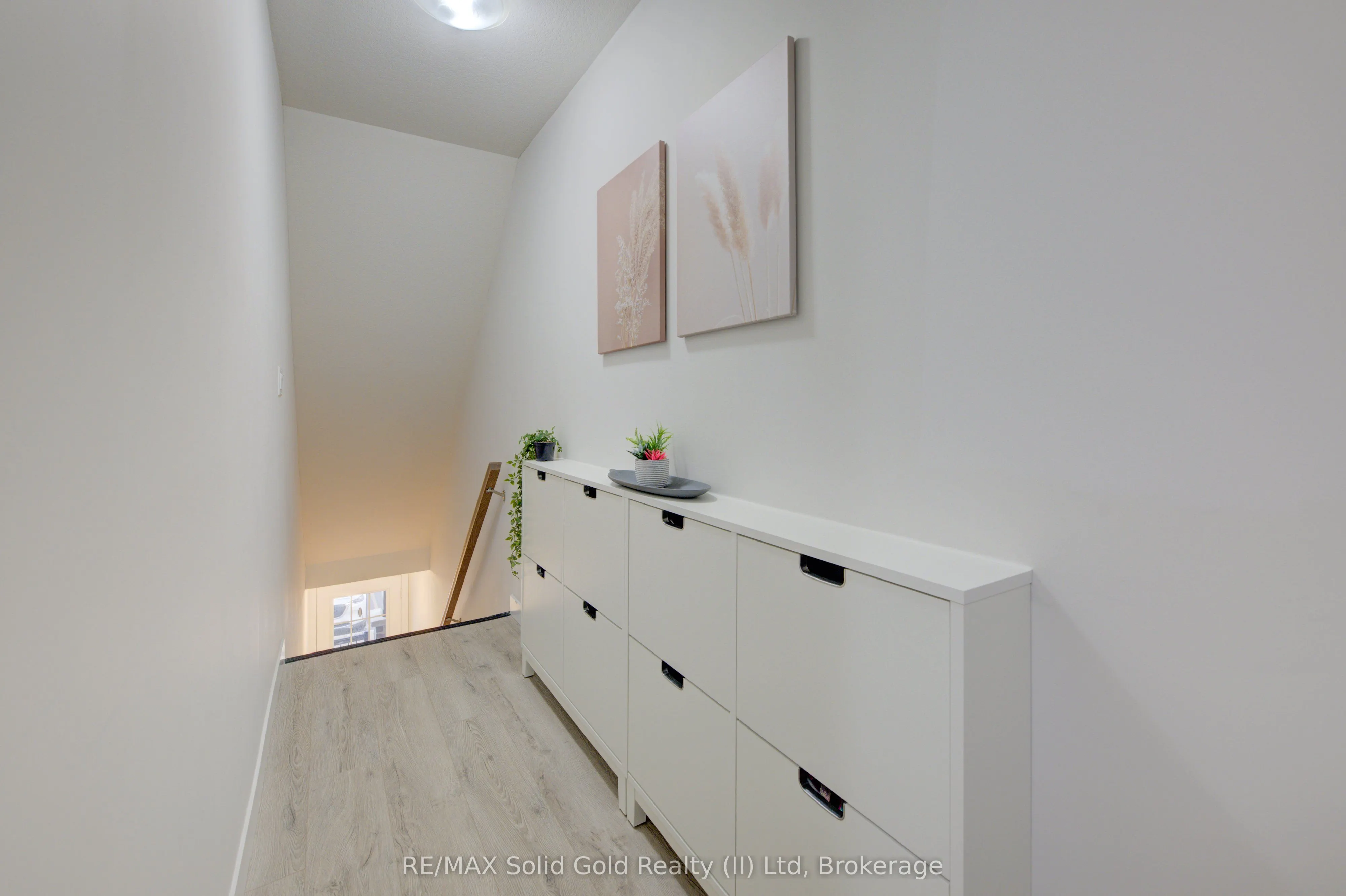 160 Rochefort Street, #A4