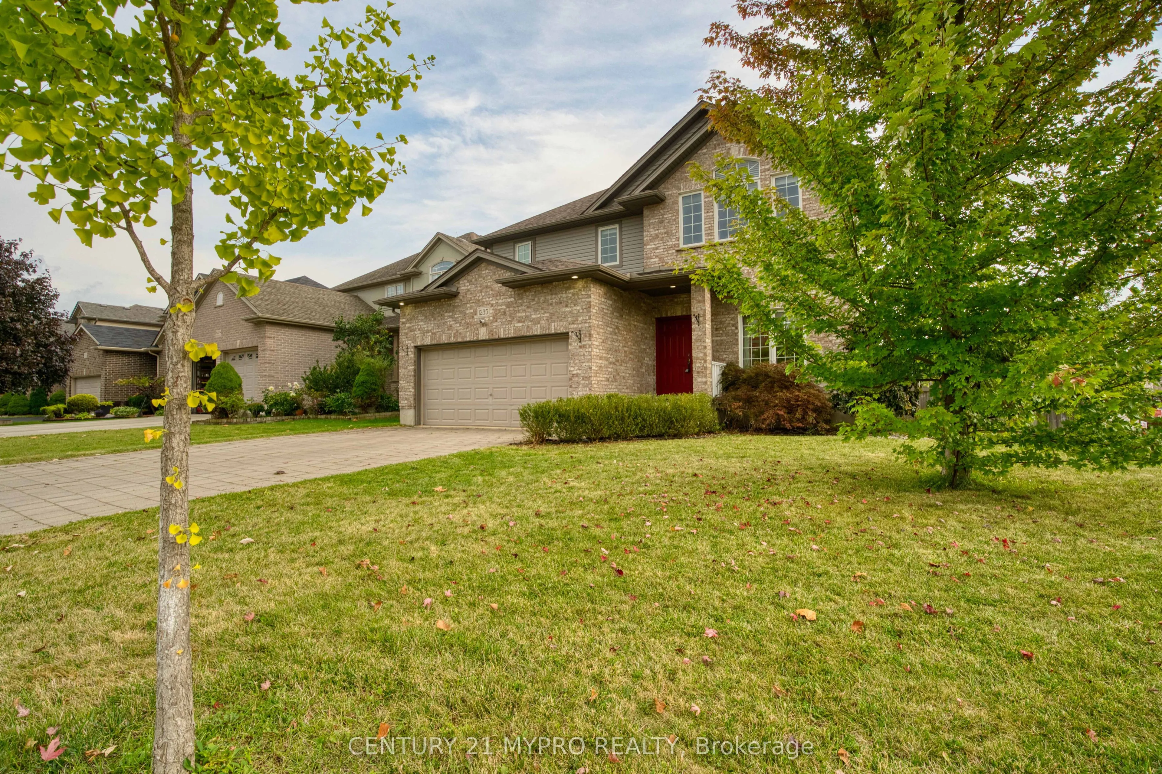 1235 Oakcrossing Road
